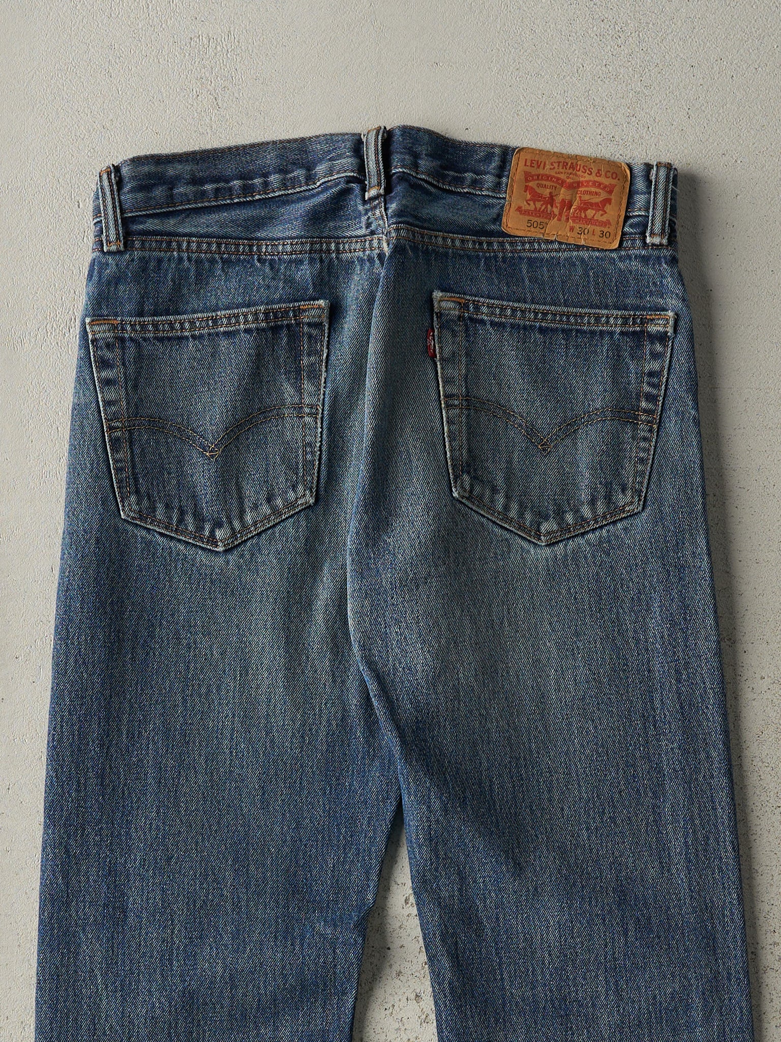 Vintage Y2K Dark Wash Levi's 505 Jeans (32x30)