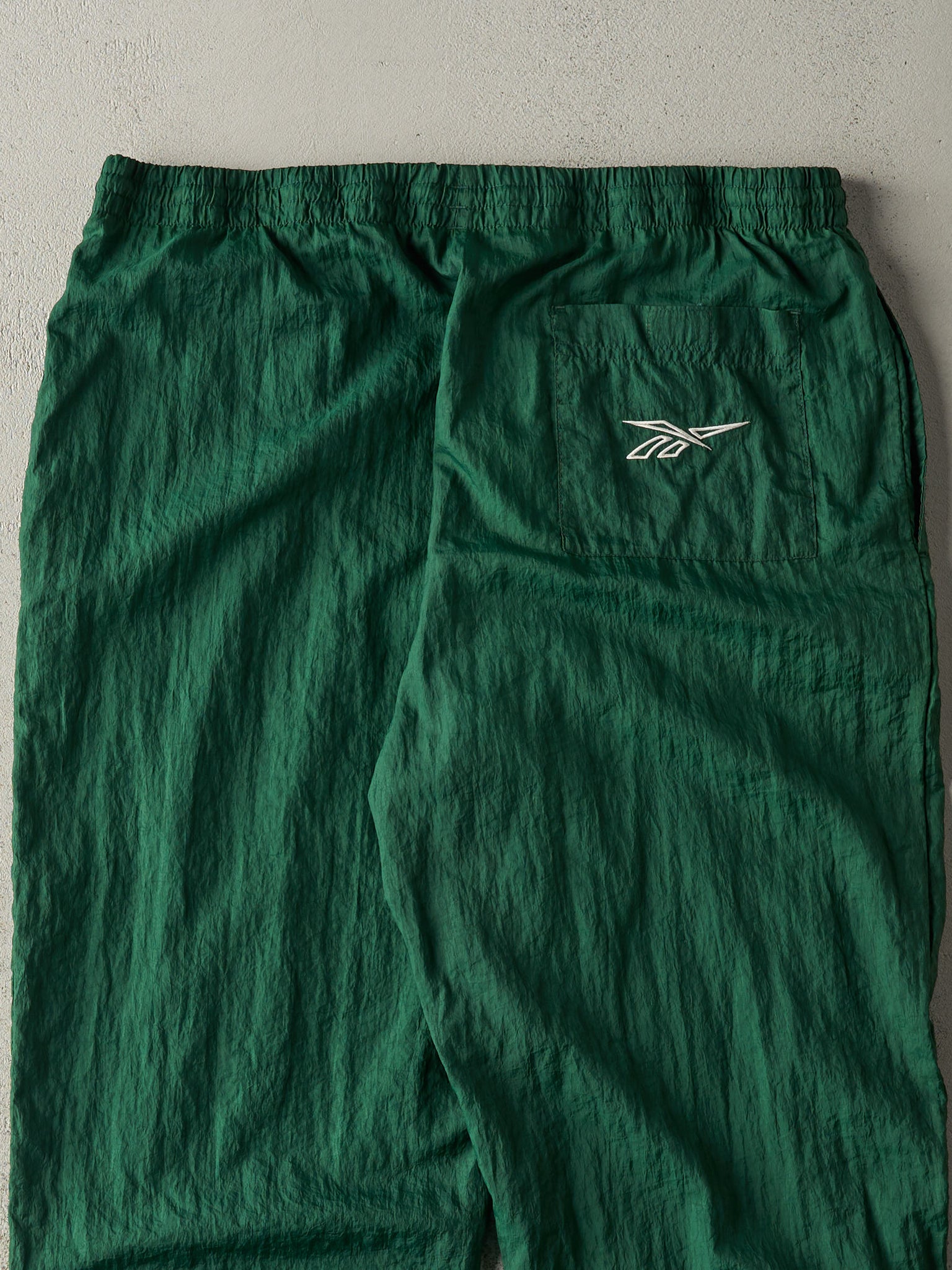 Vintage 90s Green Reebok Embroidered Nylon Track Pants (36x32)