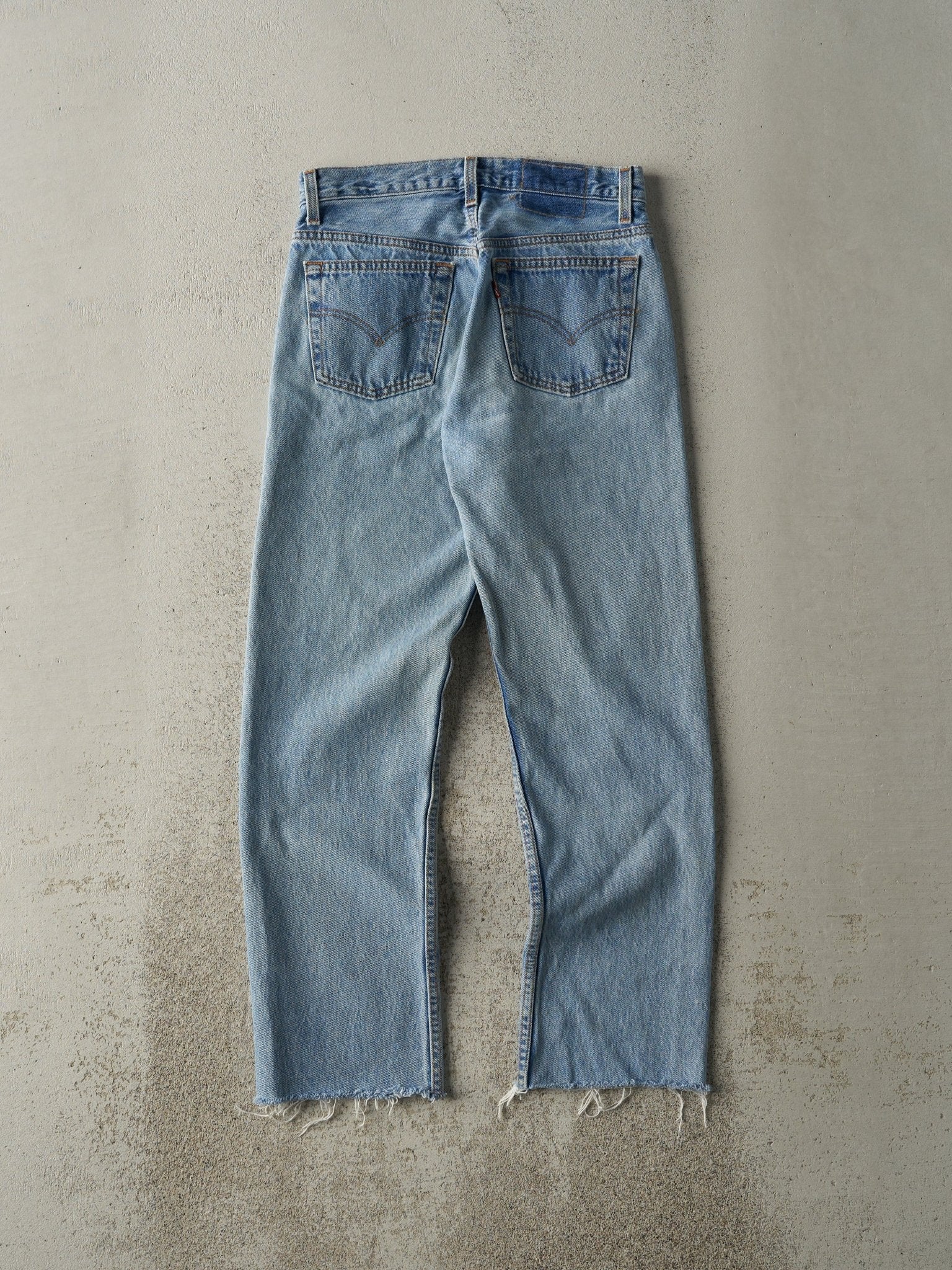 Vintage Y2K Light Wash Levi's 501 Jeans (28x27.5)