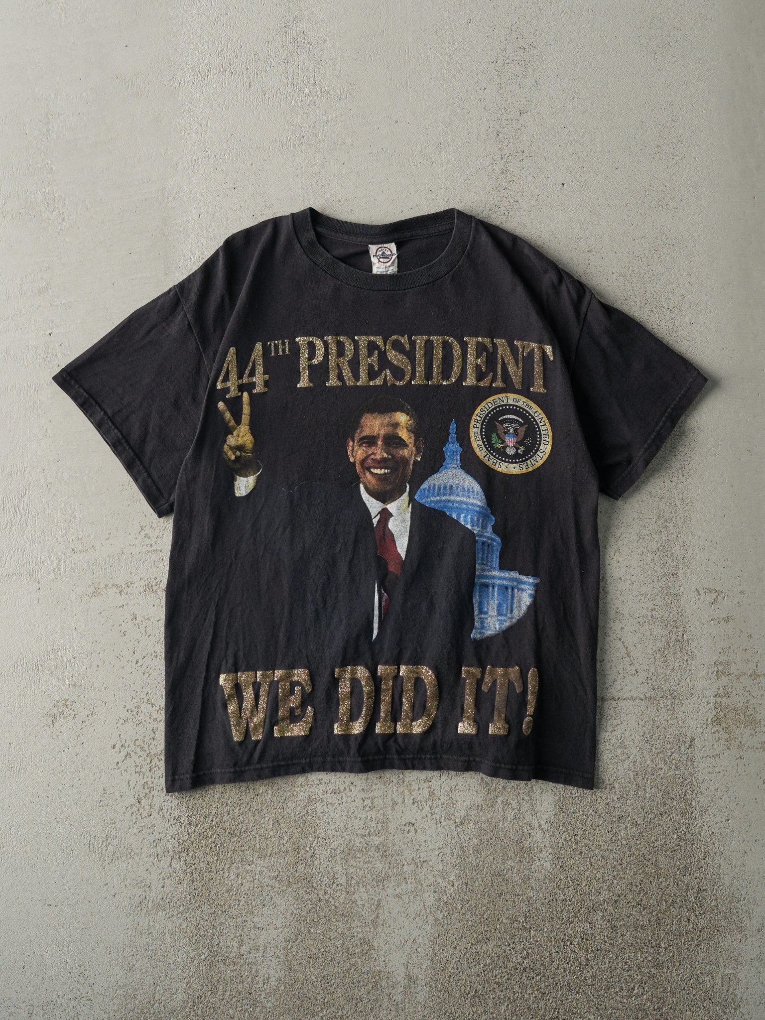 Vintage Y2K Black Barack Obama Tee (M)