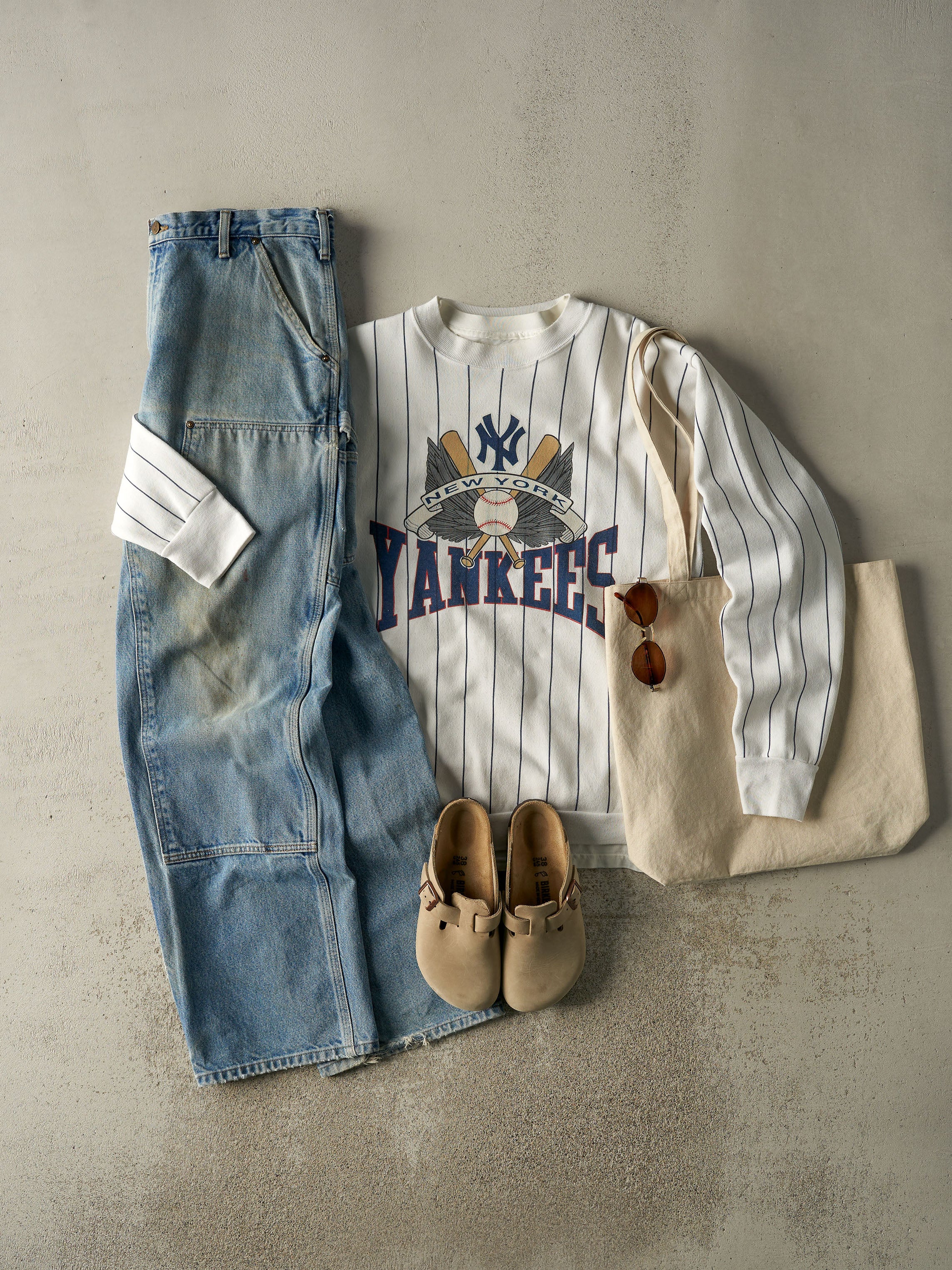 Vintage 80s White New York Yankees Pinstripe Logo 7 Crewneck (L)
