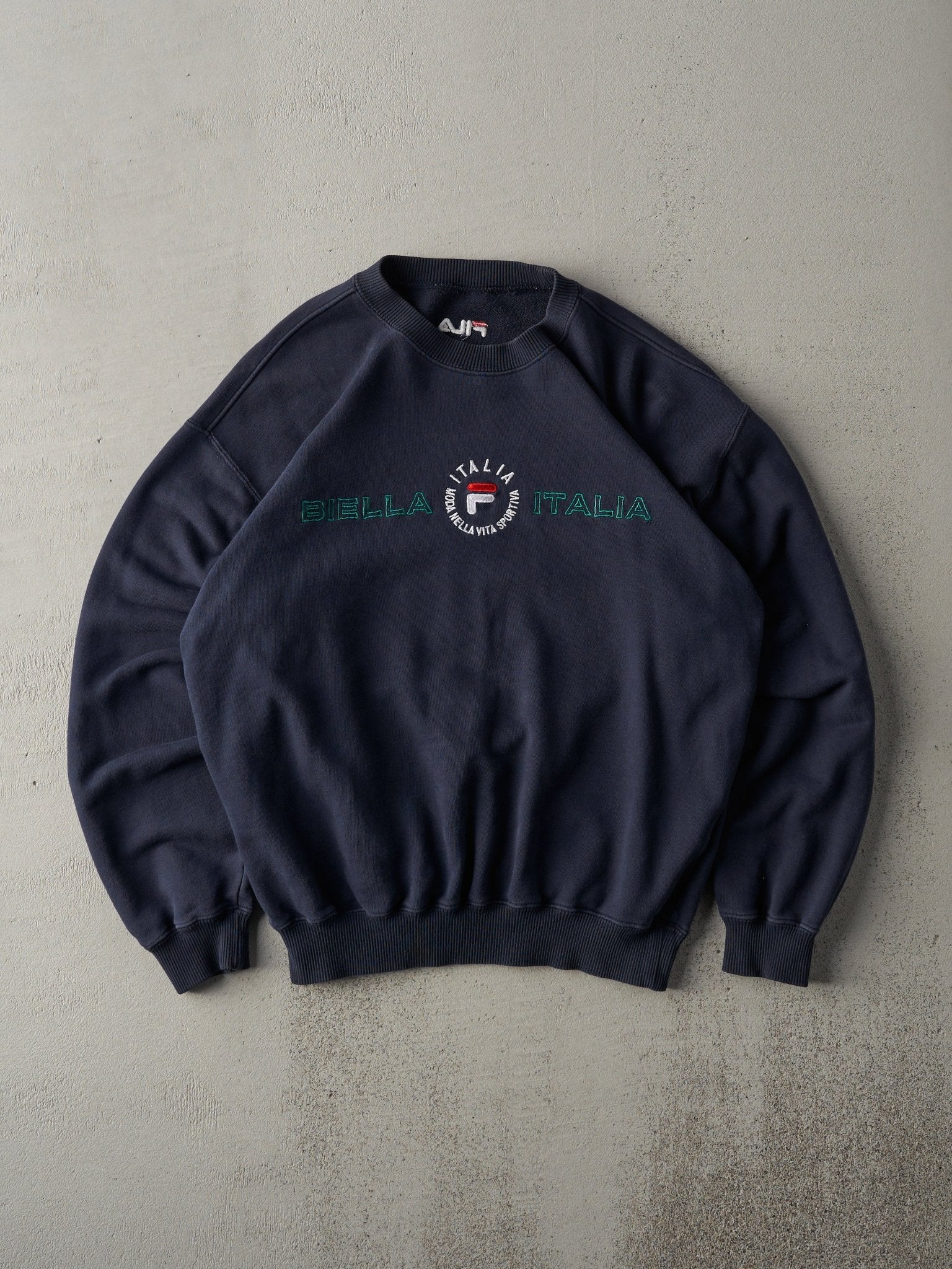 Vintage 90s Navy Blue Fila Embroidered Logo Crewneck (M)
