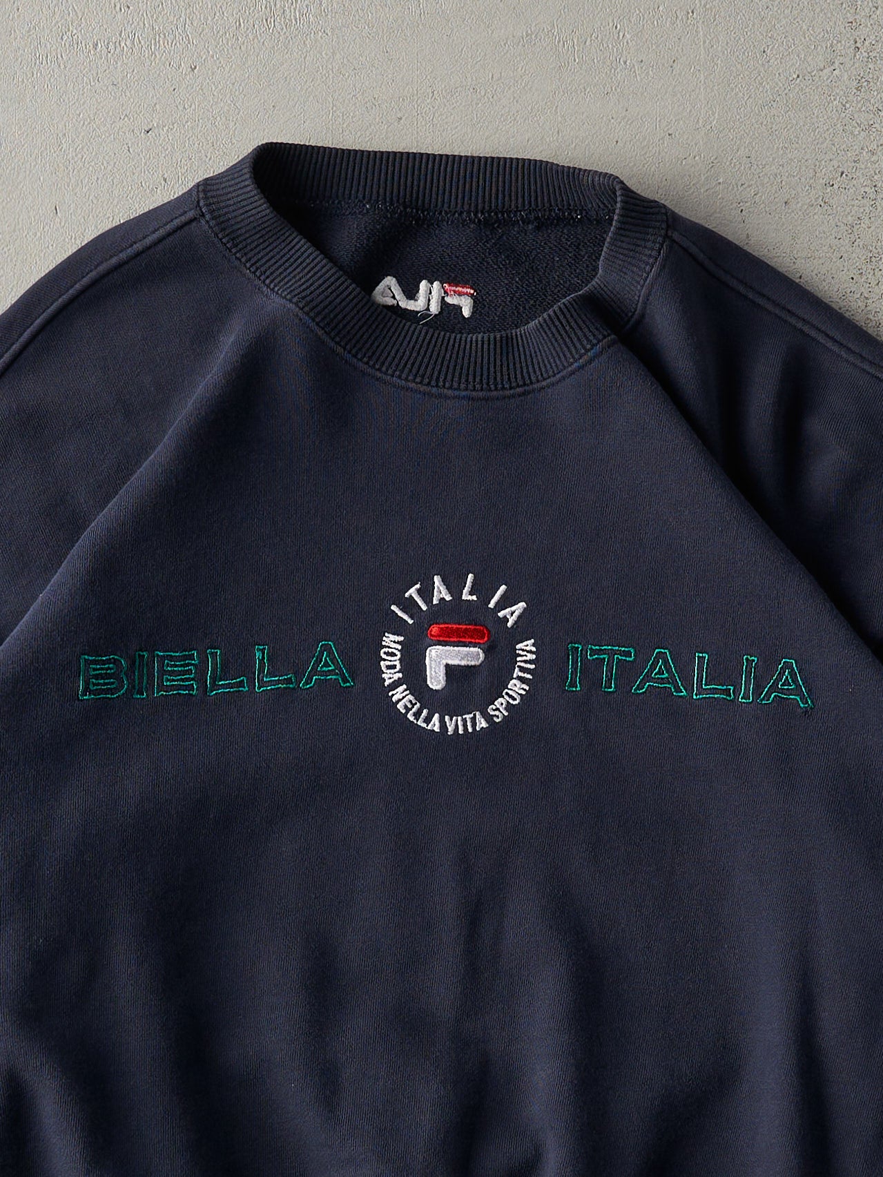 Vintage 90s Navy Blue Fila Embroidered Logo Crewneck (M)