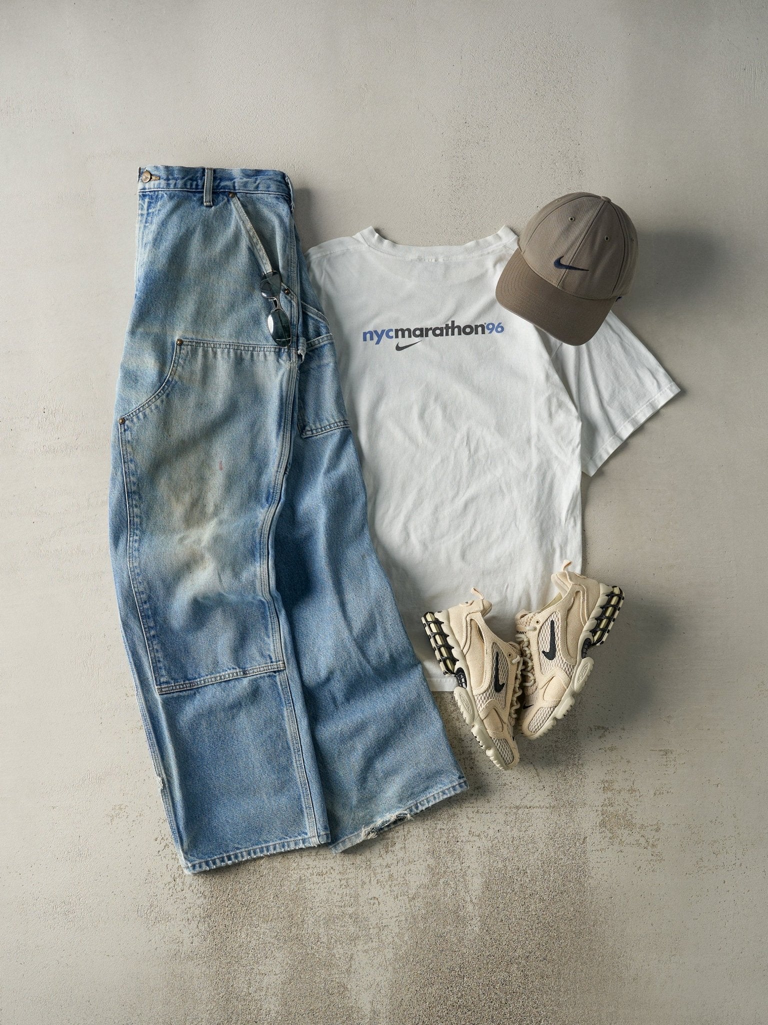 Vintage 96' White New York City Marathon Tee (M)