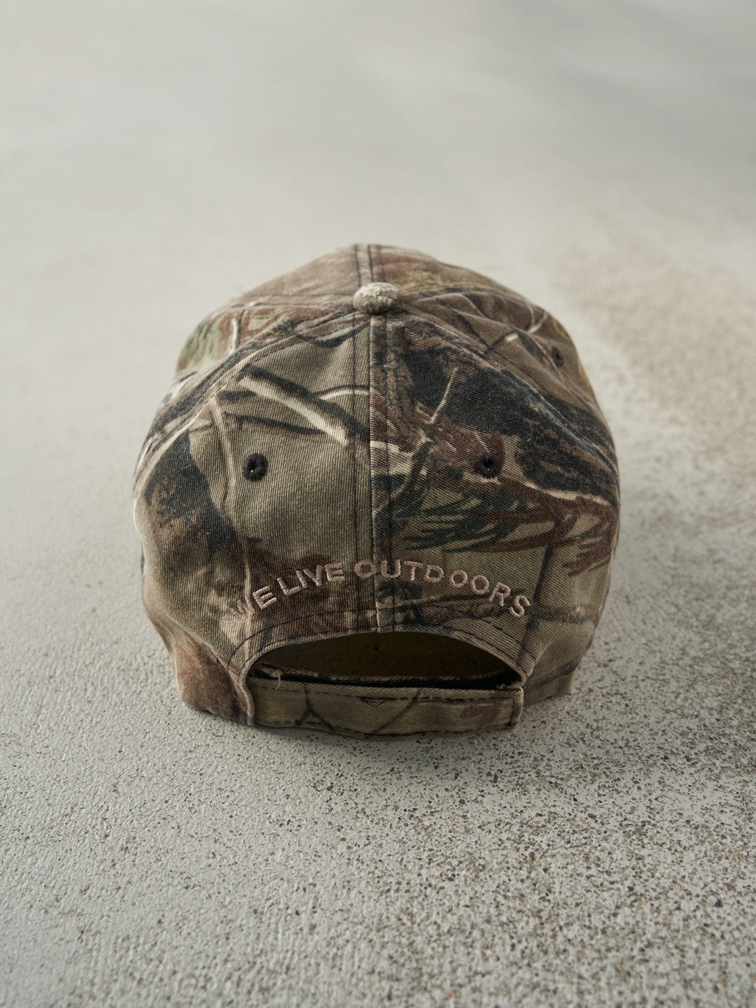 Vintage Y2K Camo Embroidered Gander Mtn. Velcro Hat