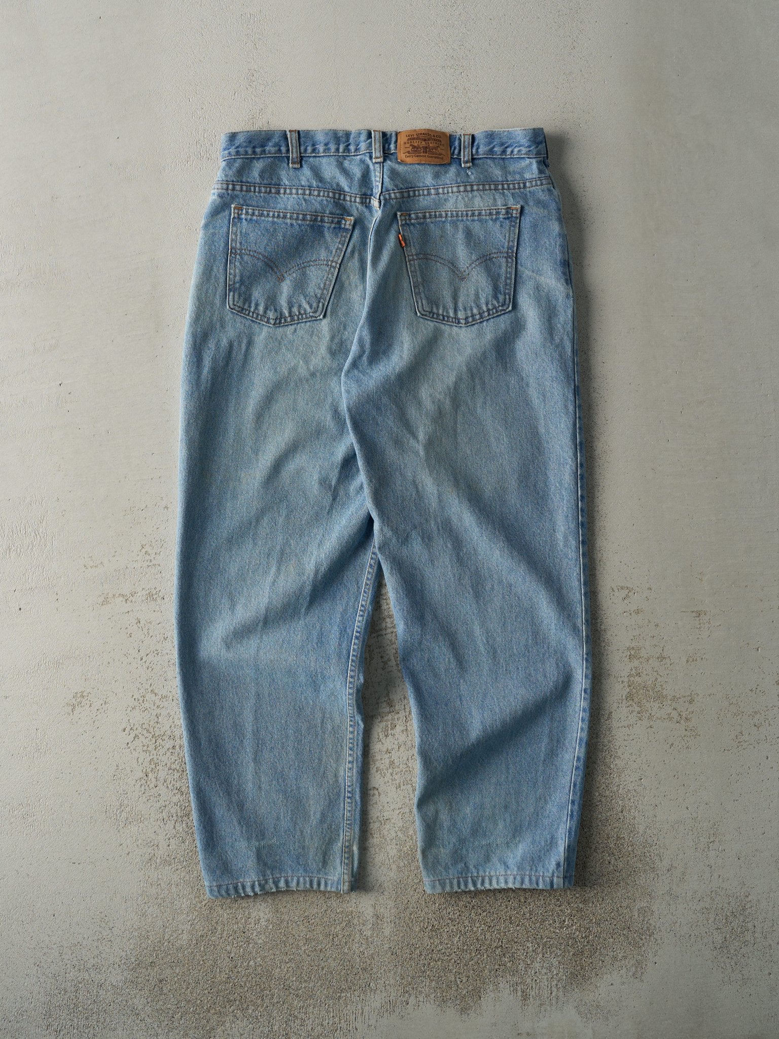 Vintage 80s Light Wash Levi's Orange Tab Jeans (35.5x29)