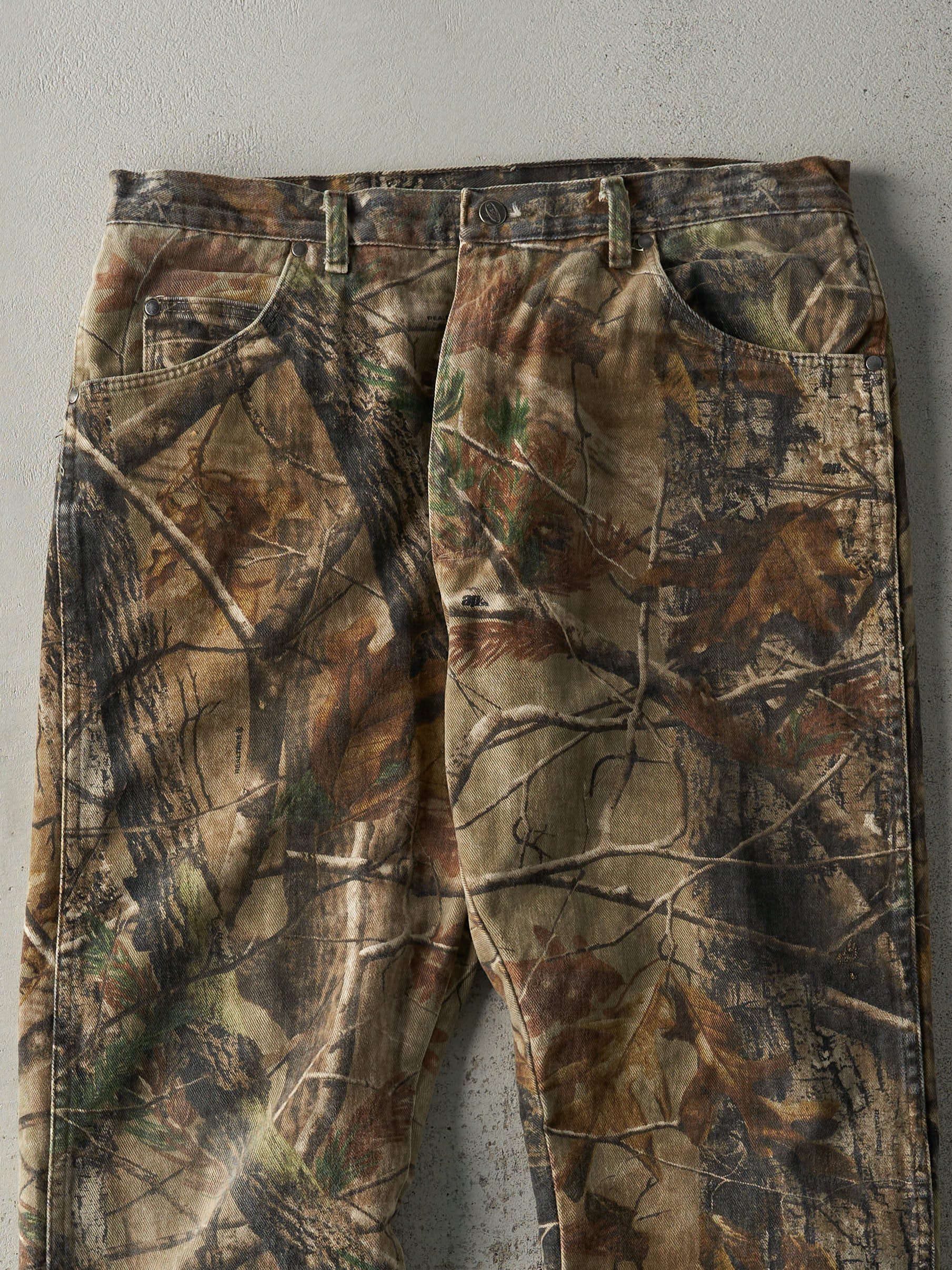 Vintage Y2K Camo Wrangler Realtree Fleece Lined Pants (35.5x31)