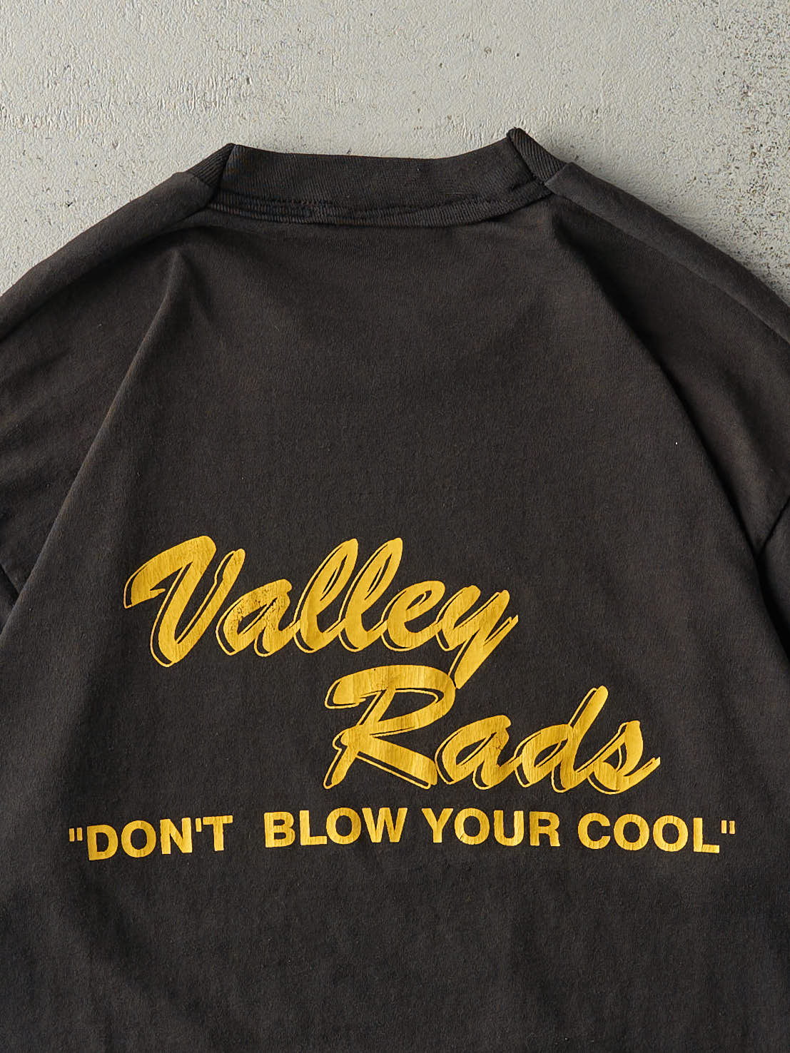 Vintage 90s Black Valley Radiators Single Stitch Tee (M)