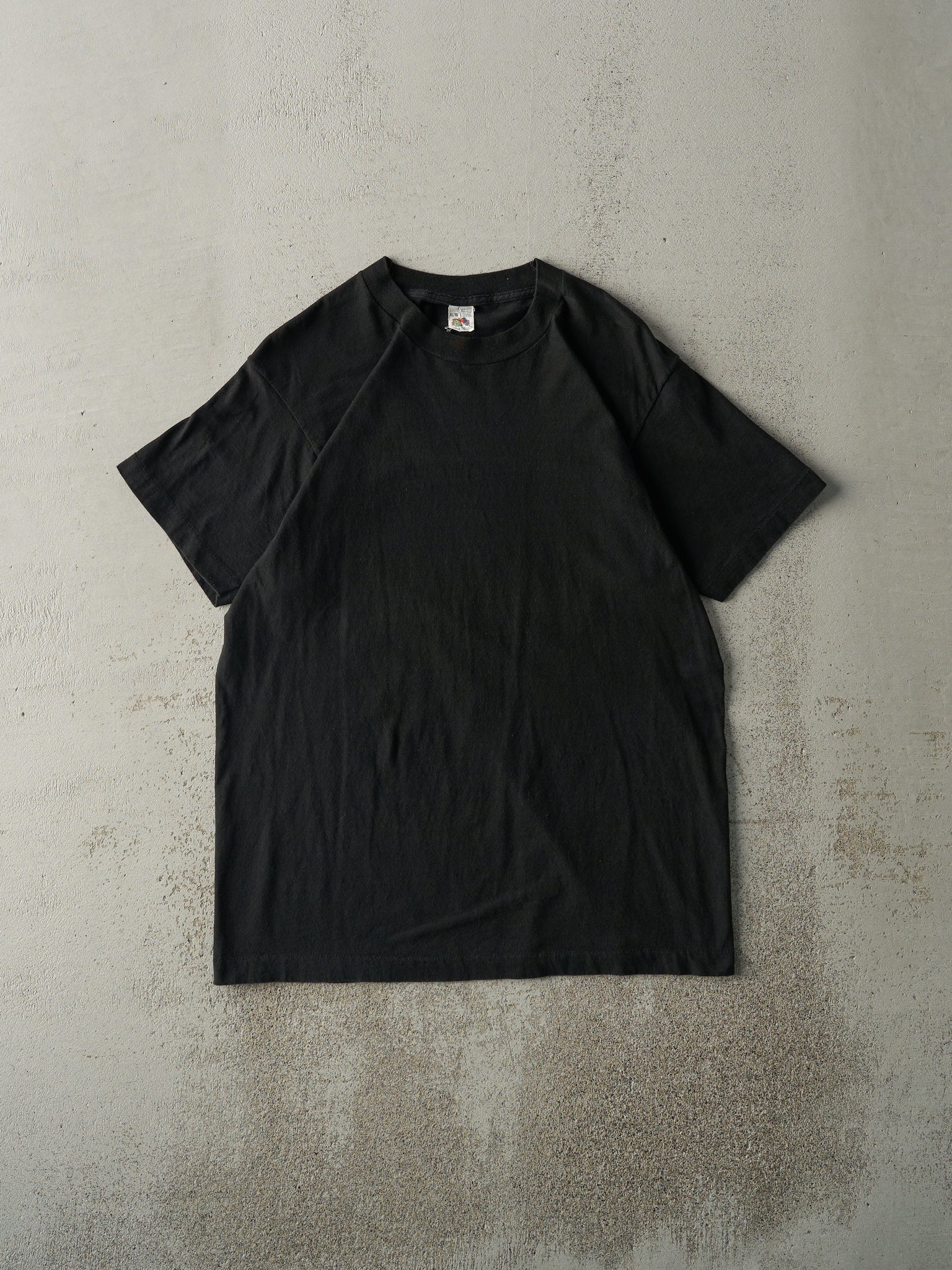 Vintage 90s Black Blank Single Stitch Tee (M)