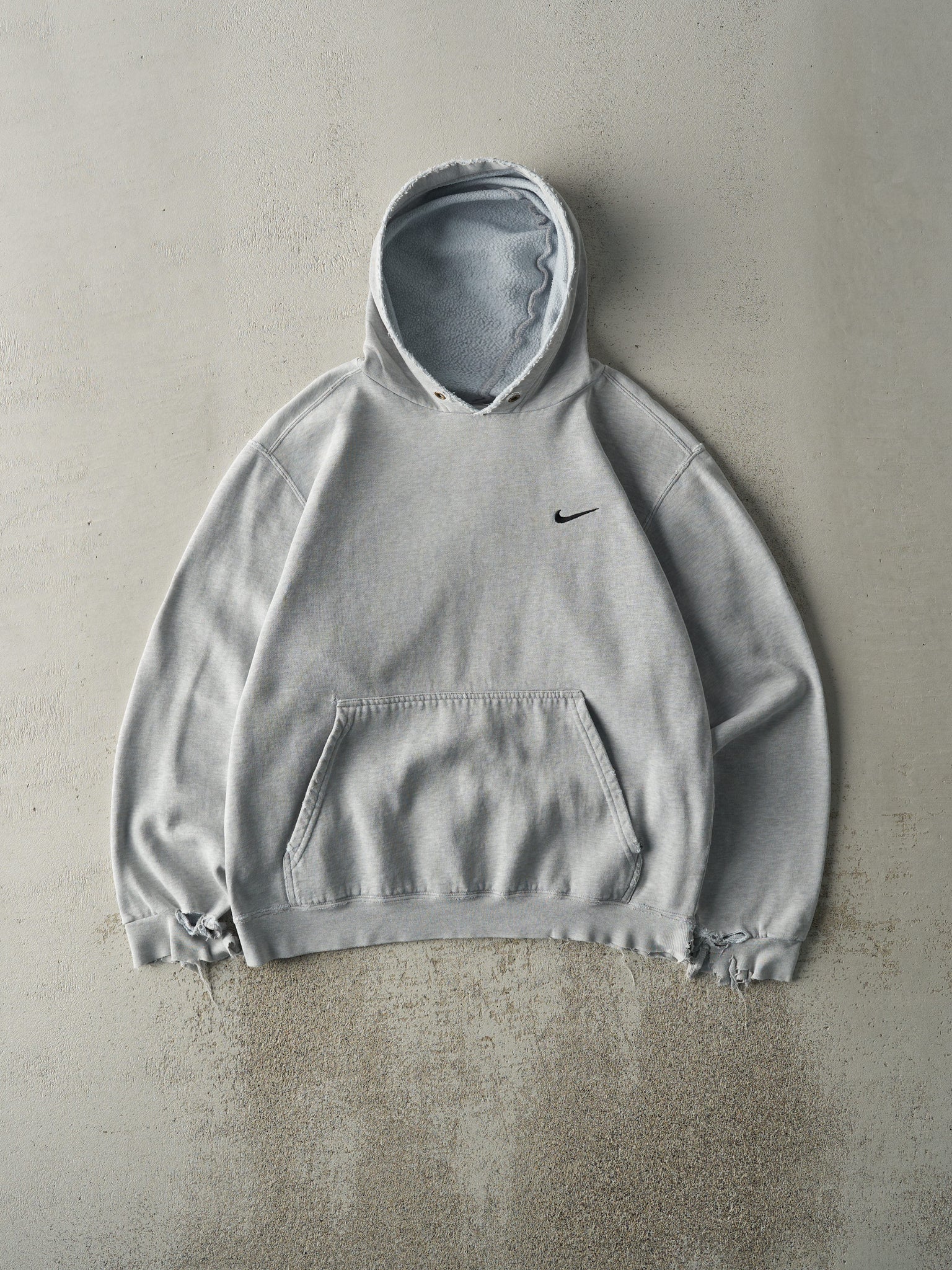 Vintage Y2K Grey Embroidered Nike Swoosh Hoodie (M)