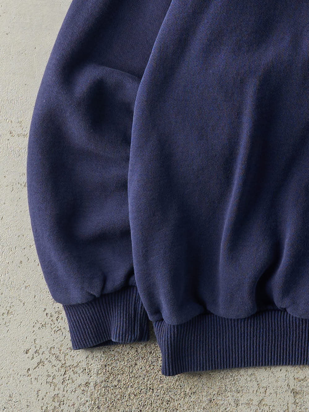Vintage 90s Navy Blue Embroidered Northern Reflections Crewneck (L)