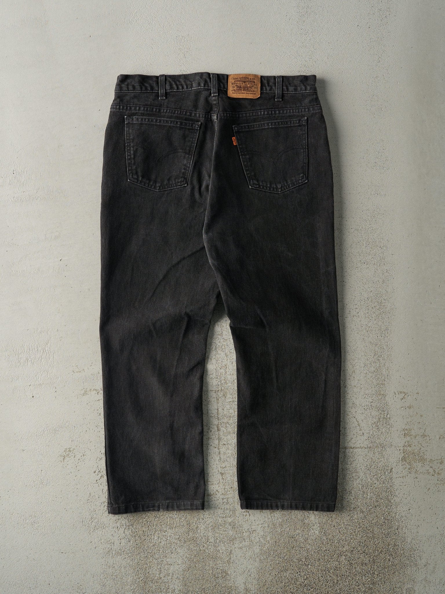 Vintage 90s Black Levi's Orange Tab Denim Pants (35.5x27)