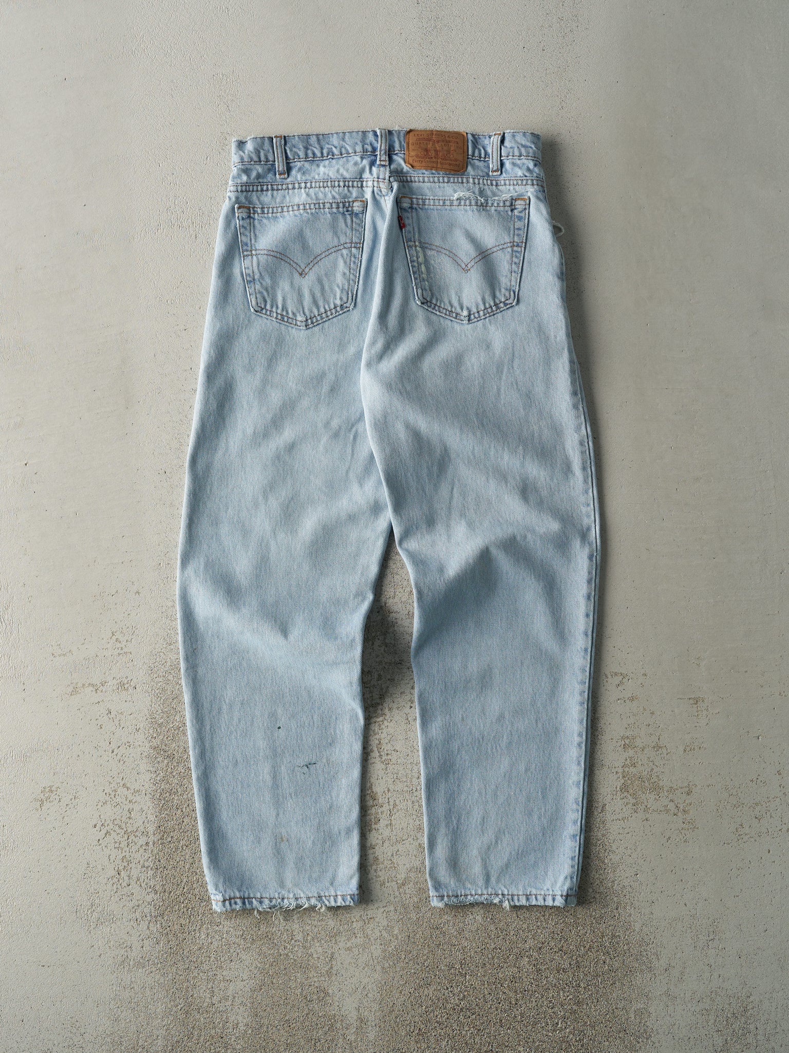 Vintage 80s Light Wash Levi's Jeans (32x29.5)