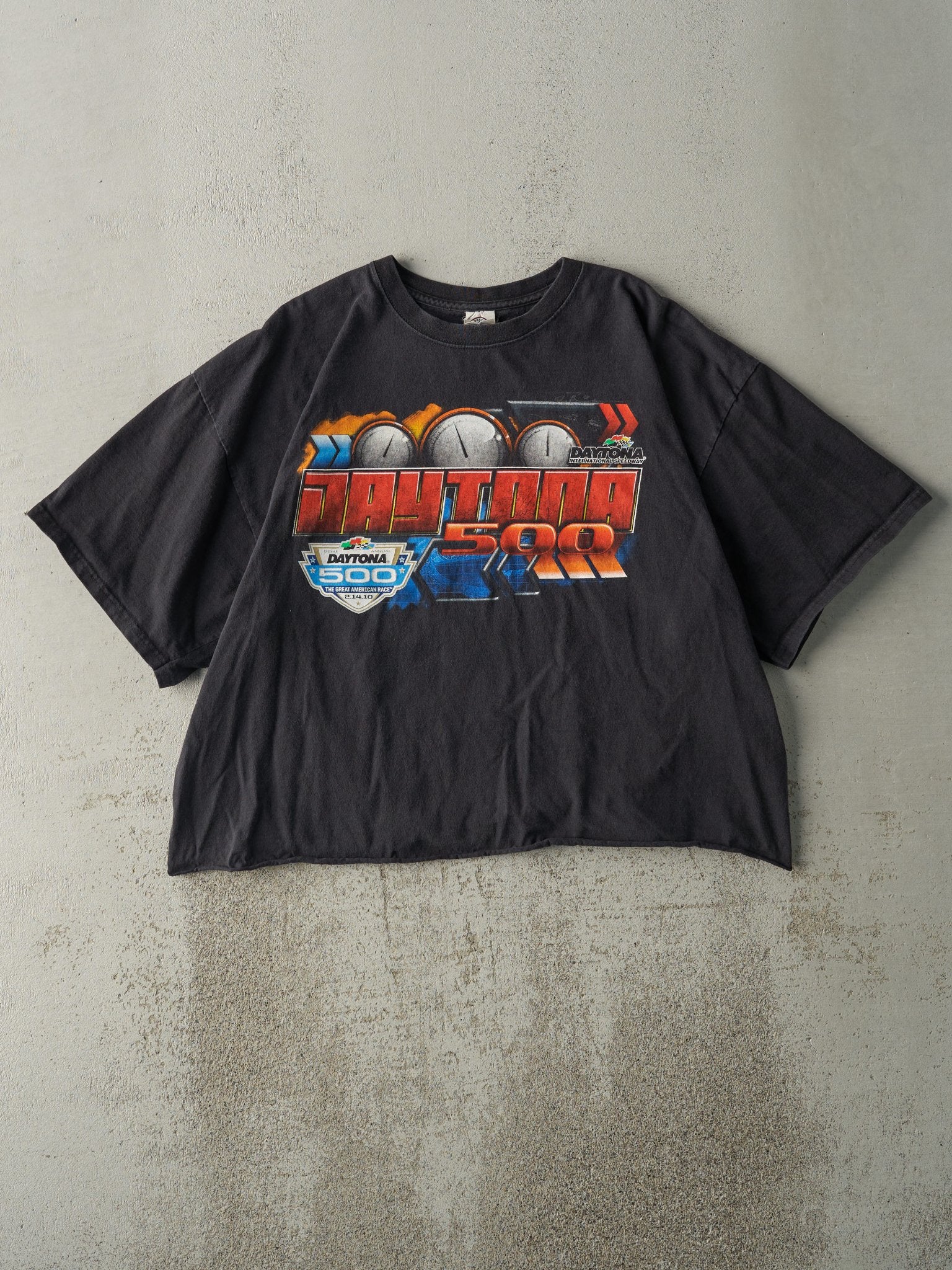 Vintage 10' Black Daytona 500 Cropped Tee (M)