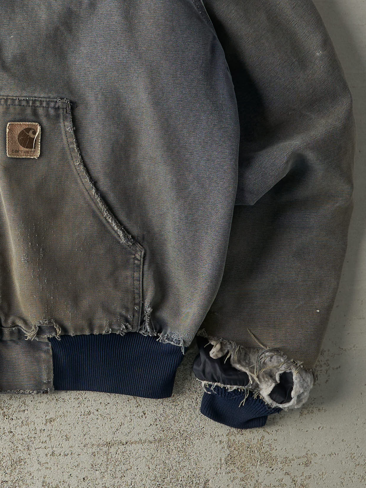 Vintage 90s Navy Blue Carhartt Hooded Workwear Jacket (L/XL)
