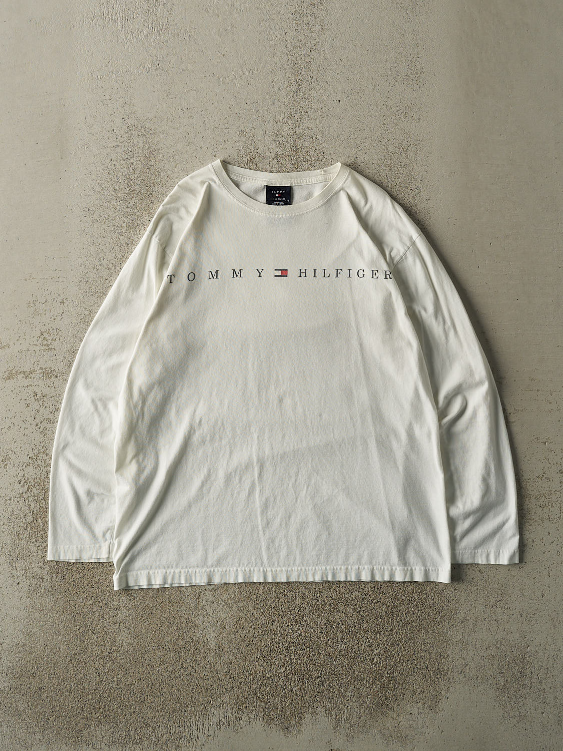 Vintage Y2K White Tommy Hilfiger Long Sleeve (M/L)
