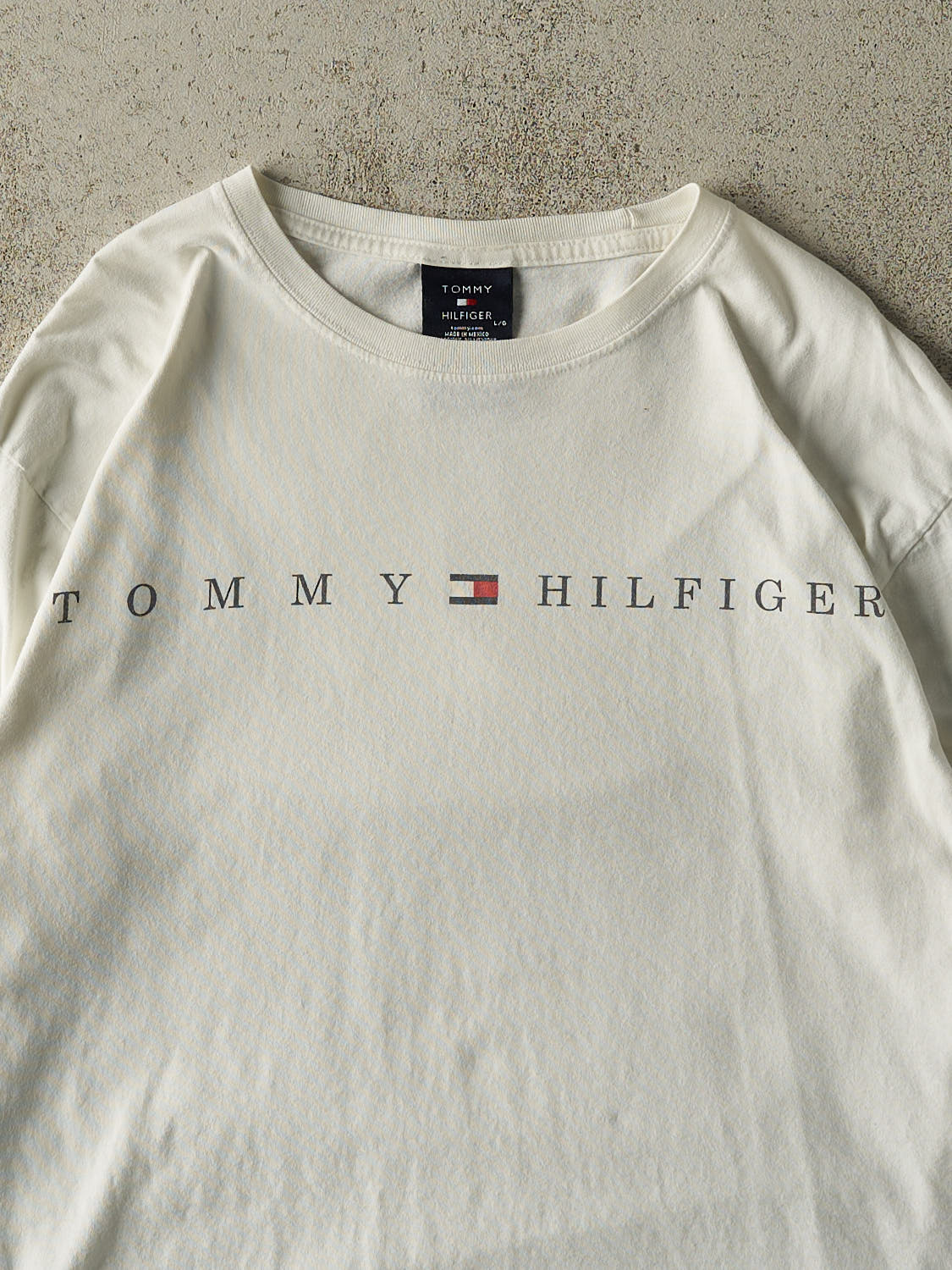 Vintage Y2K White Tommy Hilfiger Long Sleeve (M/L)