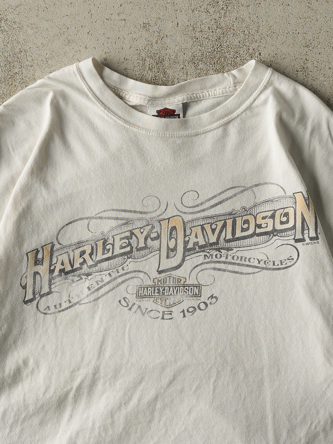 Vintage 12' White Kenosha, WI Harley Davidson Tee (M/L)