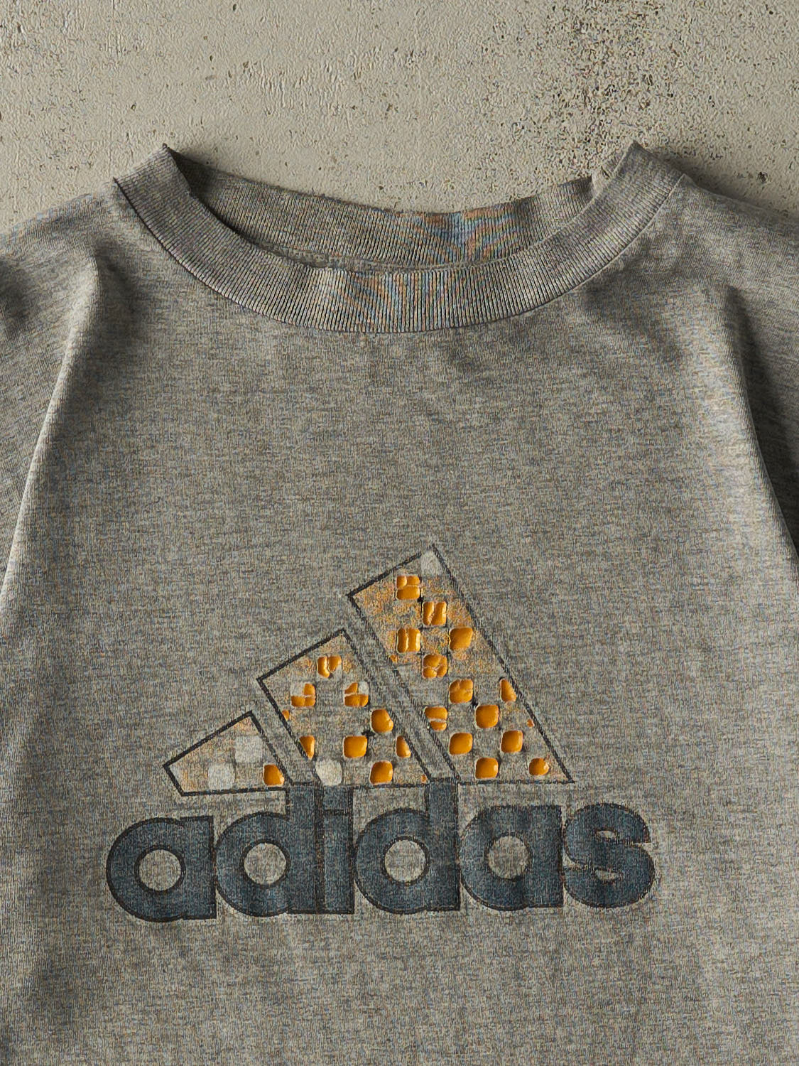 Vintage 90s Grey Adidas Logo Tee (M/L)