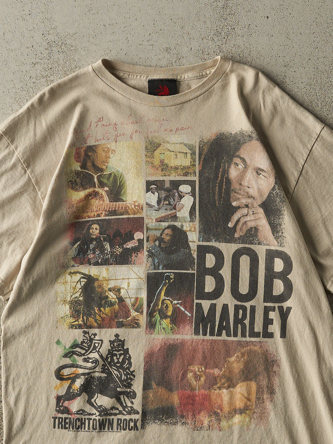 Vintage 10' Beige Bob Marley Tee (L)