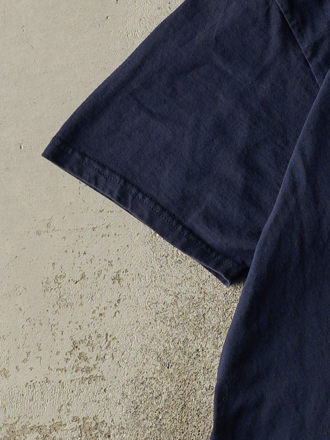 Vintage Y2K Navy Blue Nike Swoosh Embroidered Tee (L)