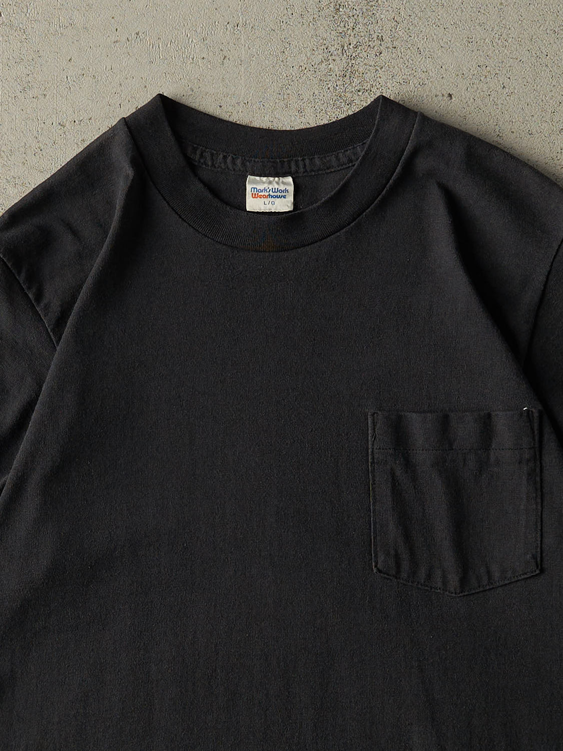 Vintage 80s Faded Black Blank Single Stitch Pocket Tee (S/M)