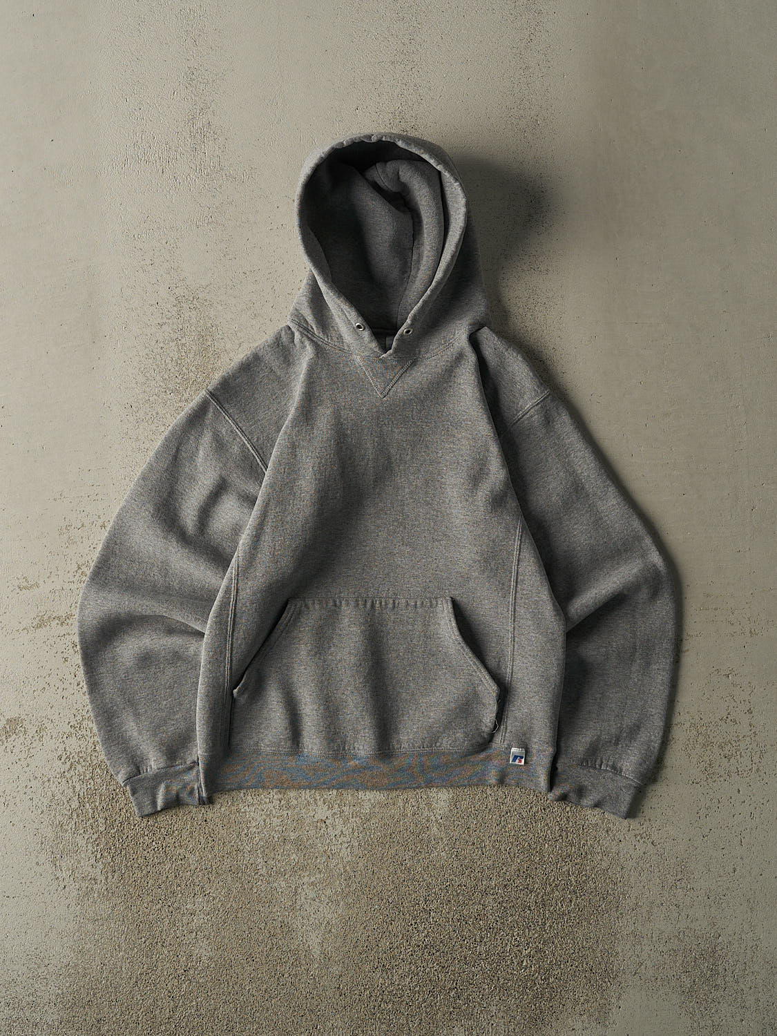 Vintage Y2K Grey Blank Russell Athletic Hoodie (S/M)