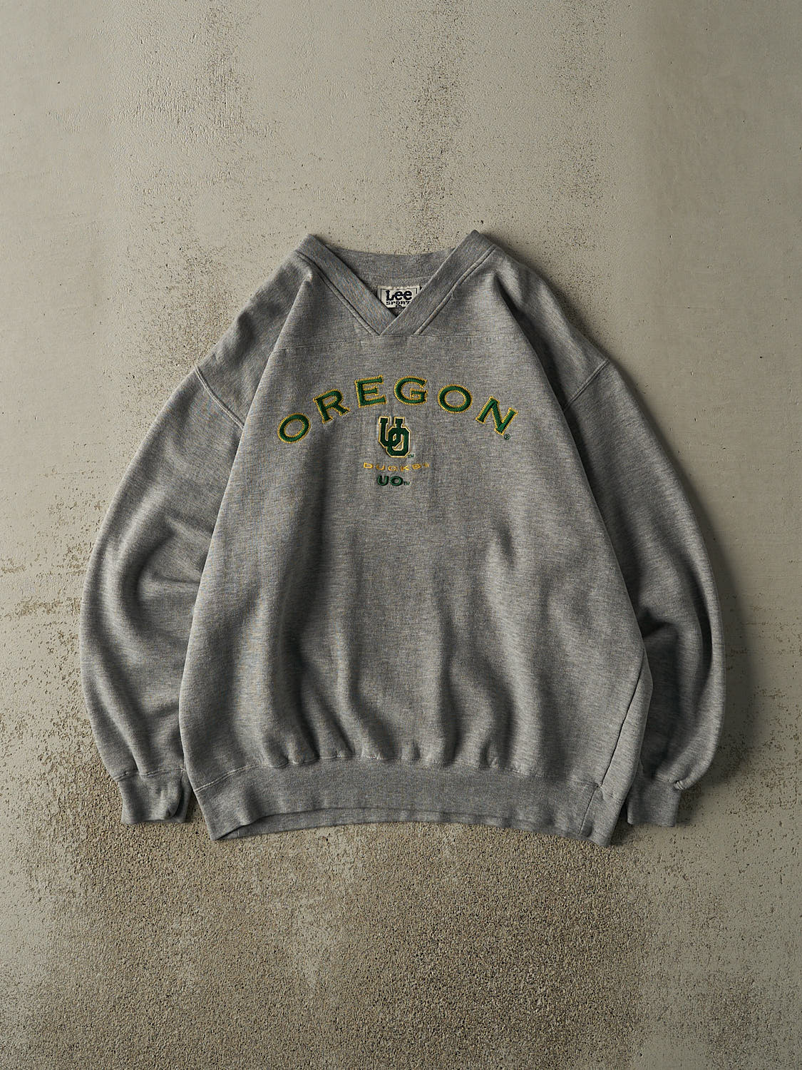 Vintage 90s Grey University of Oregon Ducks Embroidered Crewneck (L/XL)