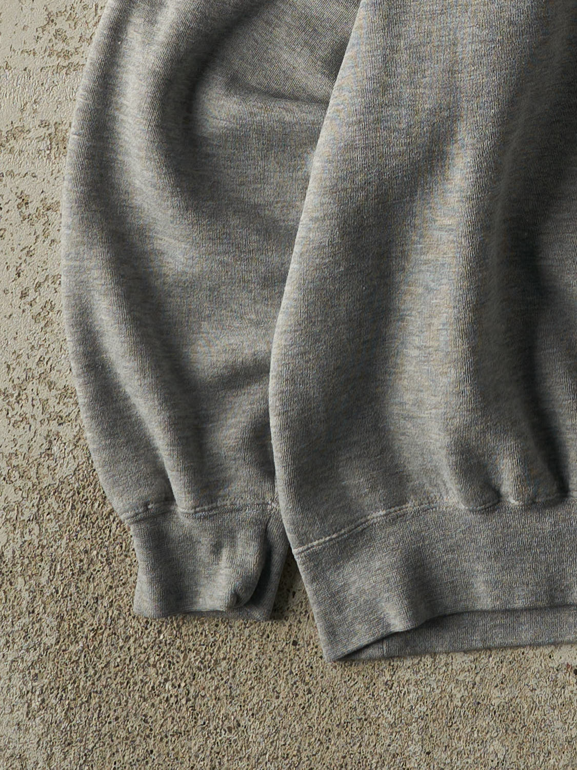 Vintage 90s Grey University of Oregon Ducks Embroidered Crewneck (L/XL)