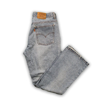 Vintage 80s Levi’s Light Wash Straight Leg Jeans | Rebalance Vintage.