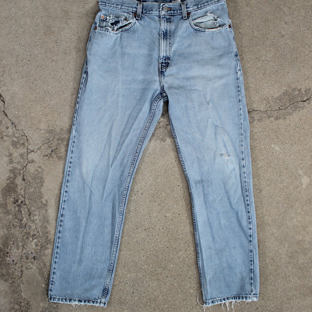 Vintage Light blue Distressed 505 Levi’ s (34 x 30) | Rebalance Vintage.