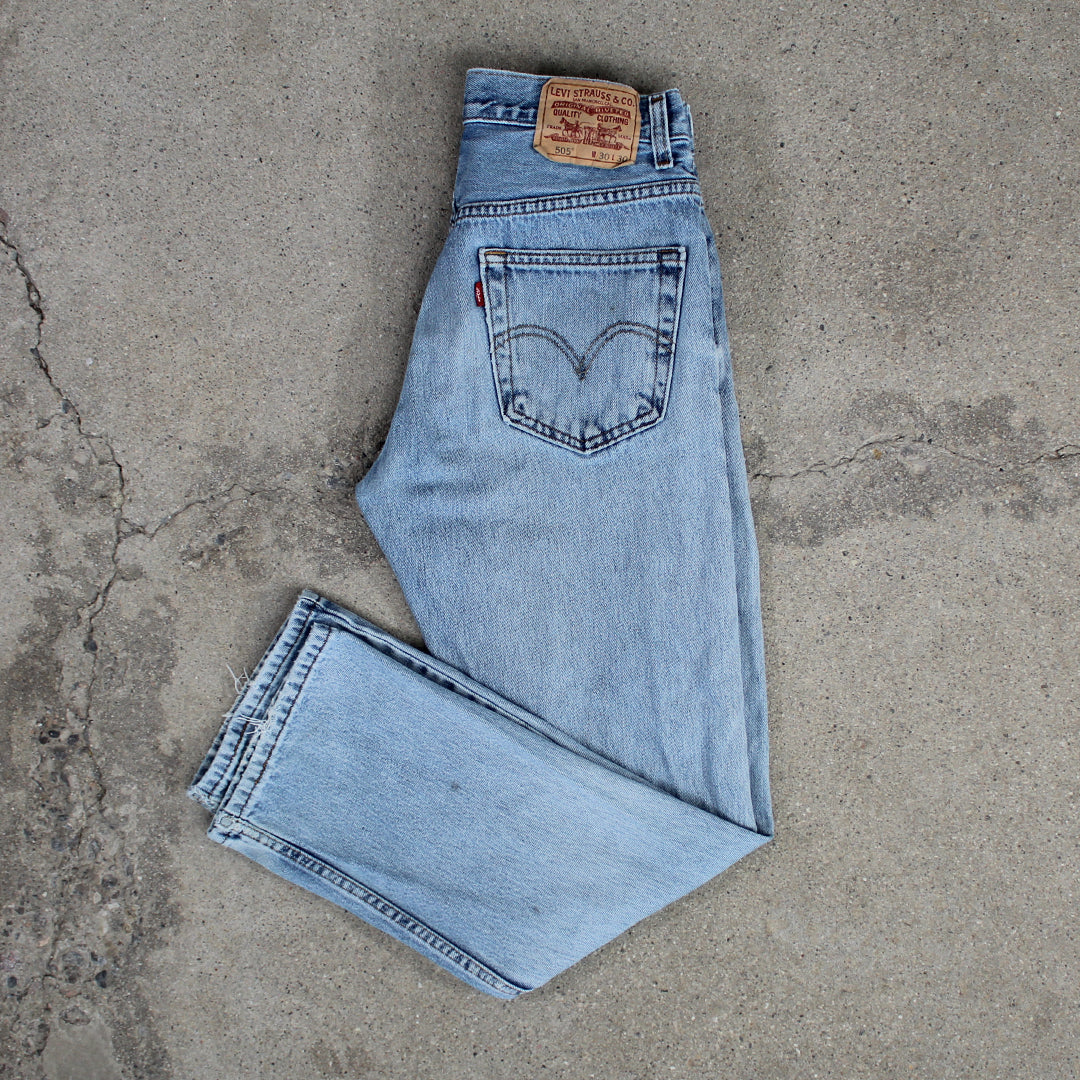 Vintage Light blue 505s Levi Jeans(30 x 30) | Rebalance Vintage.