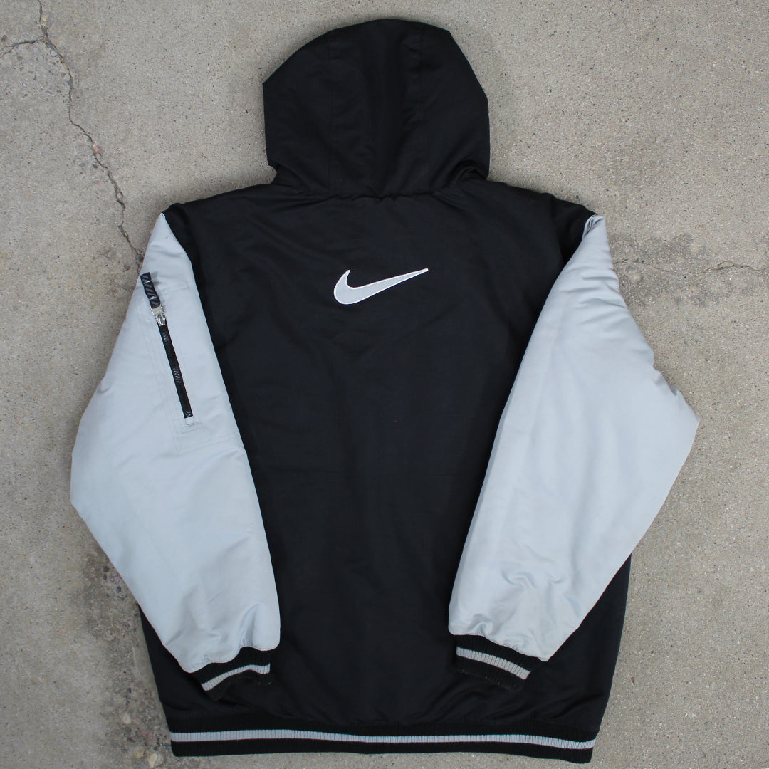 Vintage Black, Grey + Red Reversible Nike Insulated Jacket (XL) | Rebalance Vintage.