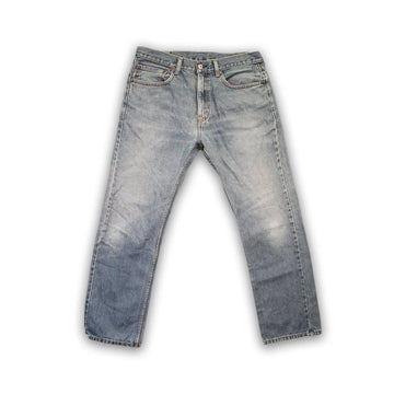 Vintage Blue Levi’s 505 Jeans | Rebalance Vintage.