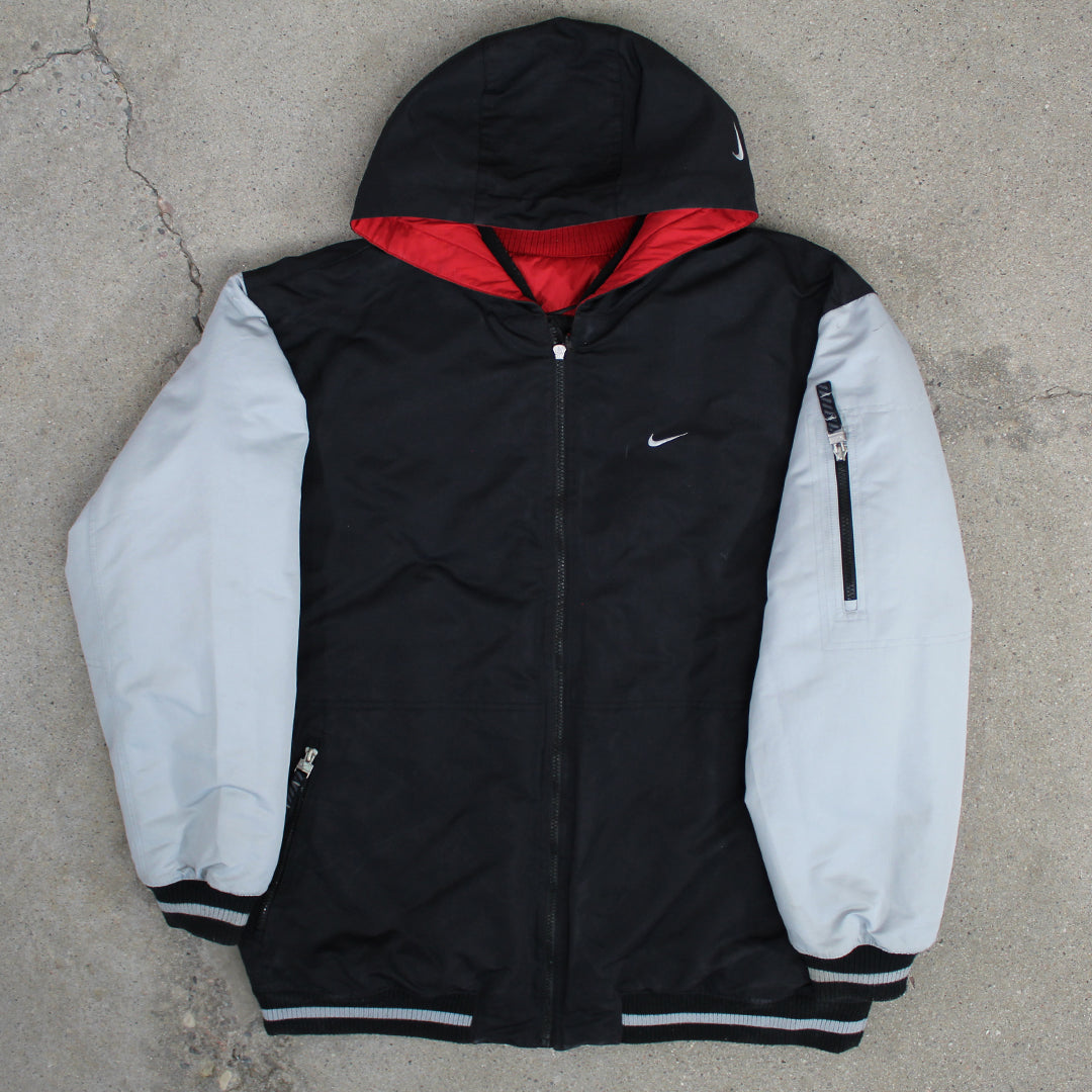 Vintage Black, Grey + Red Reversible Nike Insulated Jacket (XL) | Rebalance Vintage.