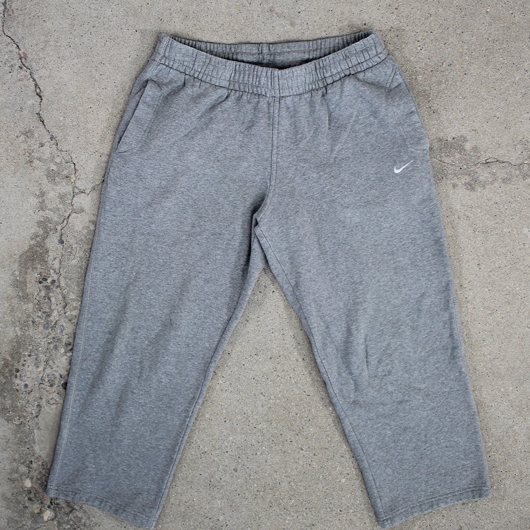 Vintage Light Grey Nike Sweats | Rebalance Vintage.