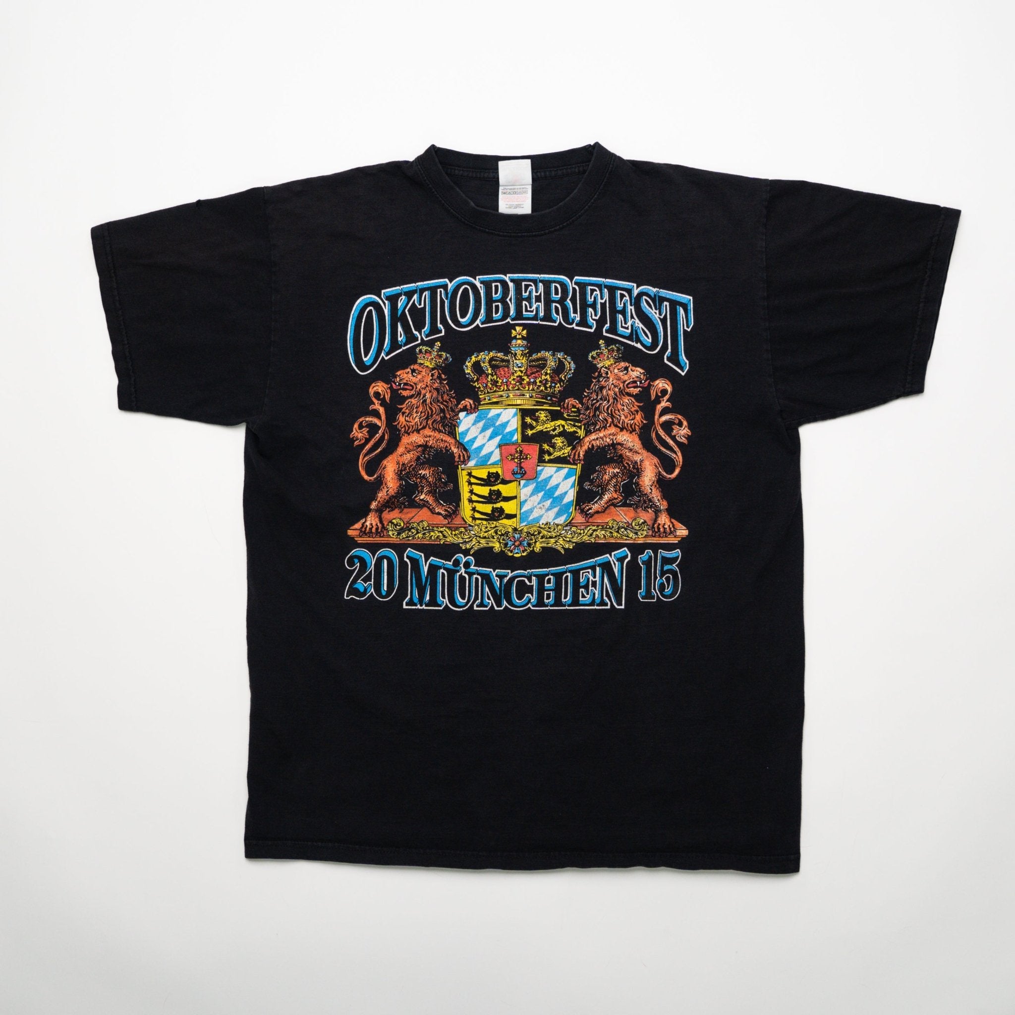 '15 Oktoberfest Crest Tee (M) | Rebalance Vintage.