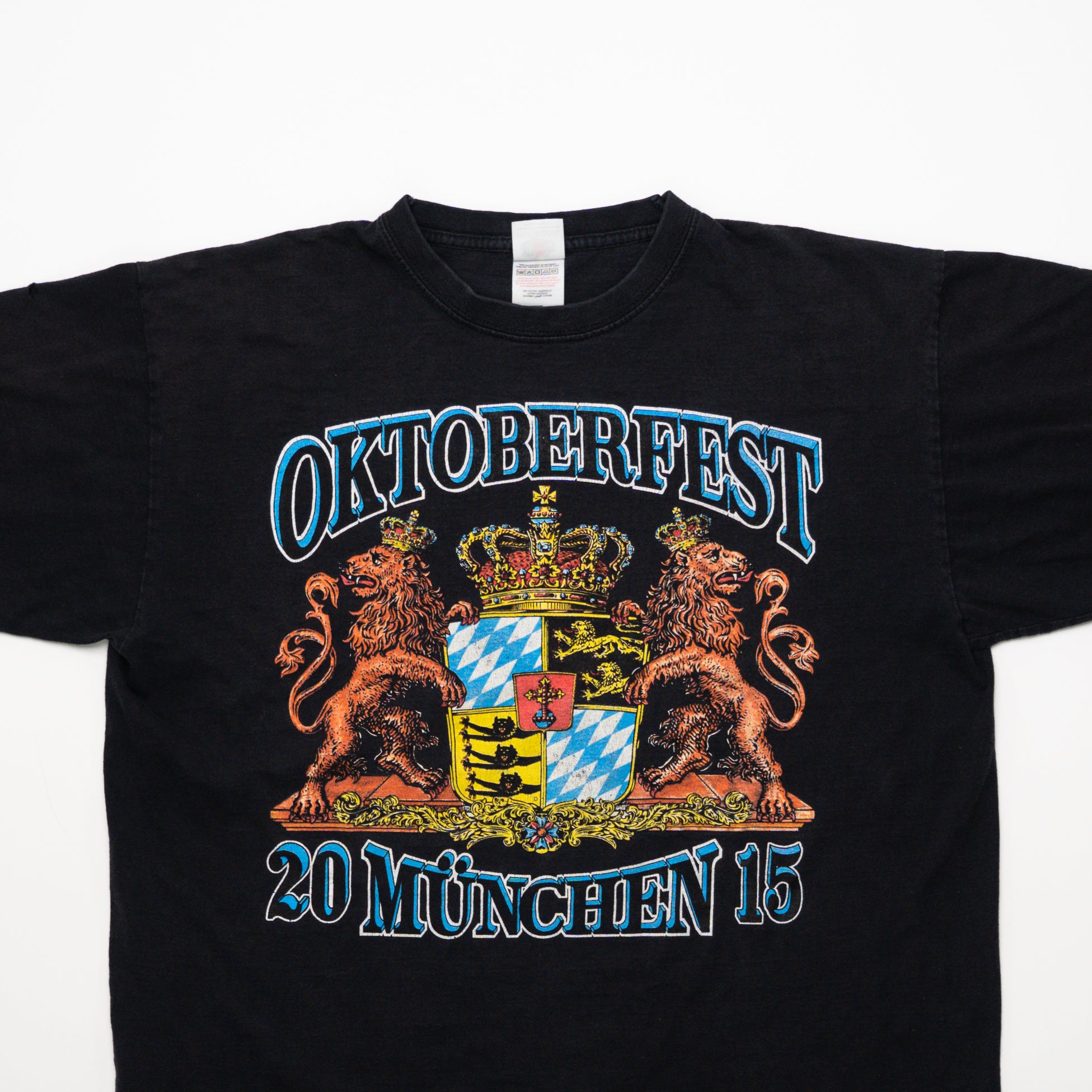'15 Oktoberfest Crest Tee (M) | Rebalance Vintage.