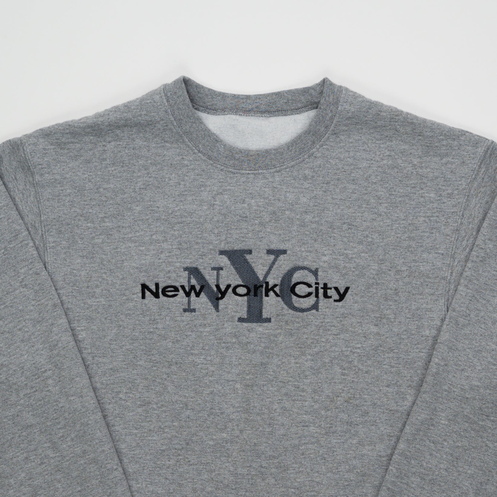 Vintage Grey New York City Embroidered Crewneck (S/M) | Rebalance Vintage.