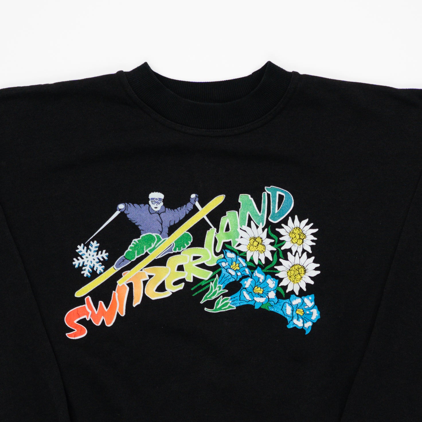 Vintage 80s Switzerland Colourful Ski Crewneck (M/L) | Rebalance Vintage.