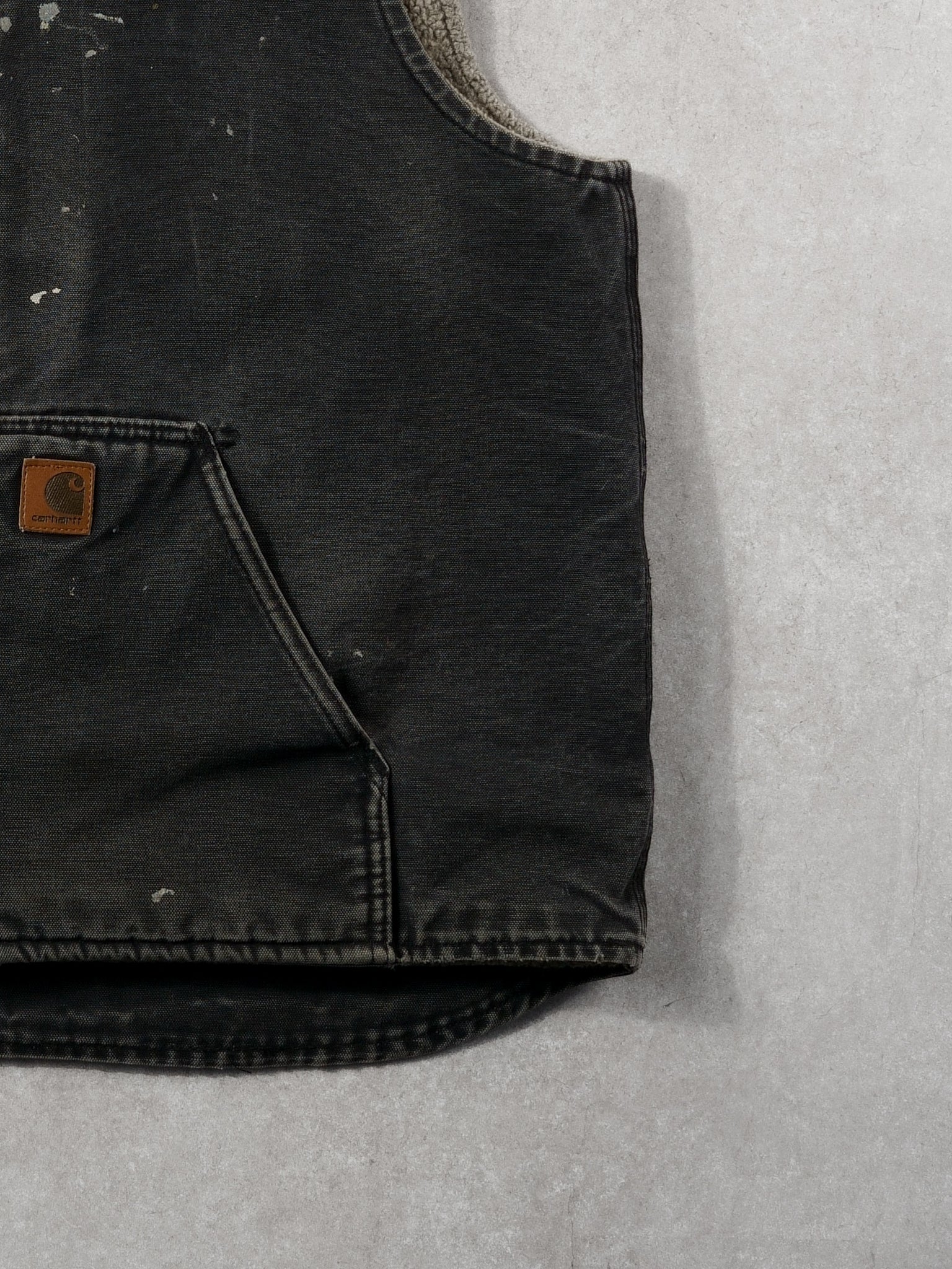 Vintage 90s Washed Black Carhartt Sherpa Lined Workwear Vest (L)