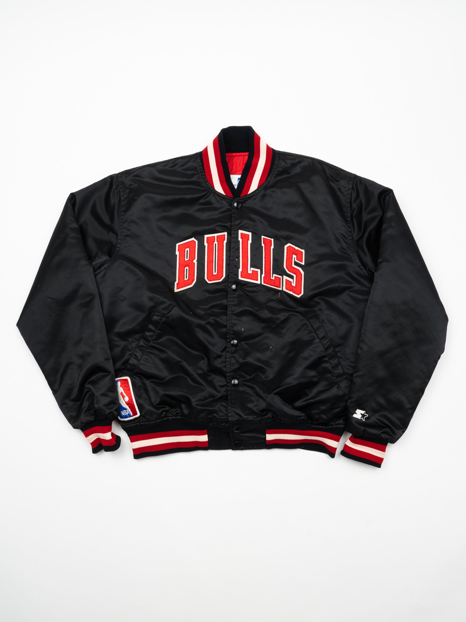 Vintage Black Bulls NBA x Starter Satin Bomber (L) – Rebalance Vintage