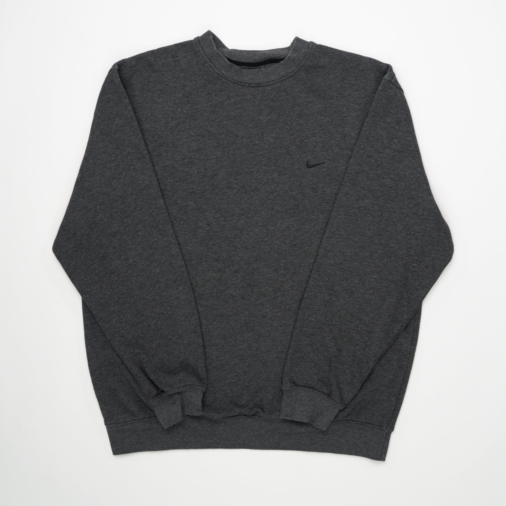 Vintage 00's Nike Grey Crewneck (XL) | Rebalance Vintage.