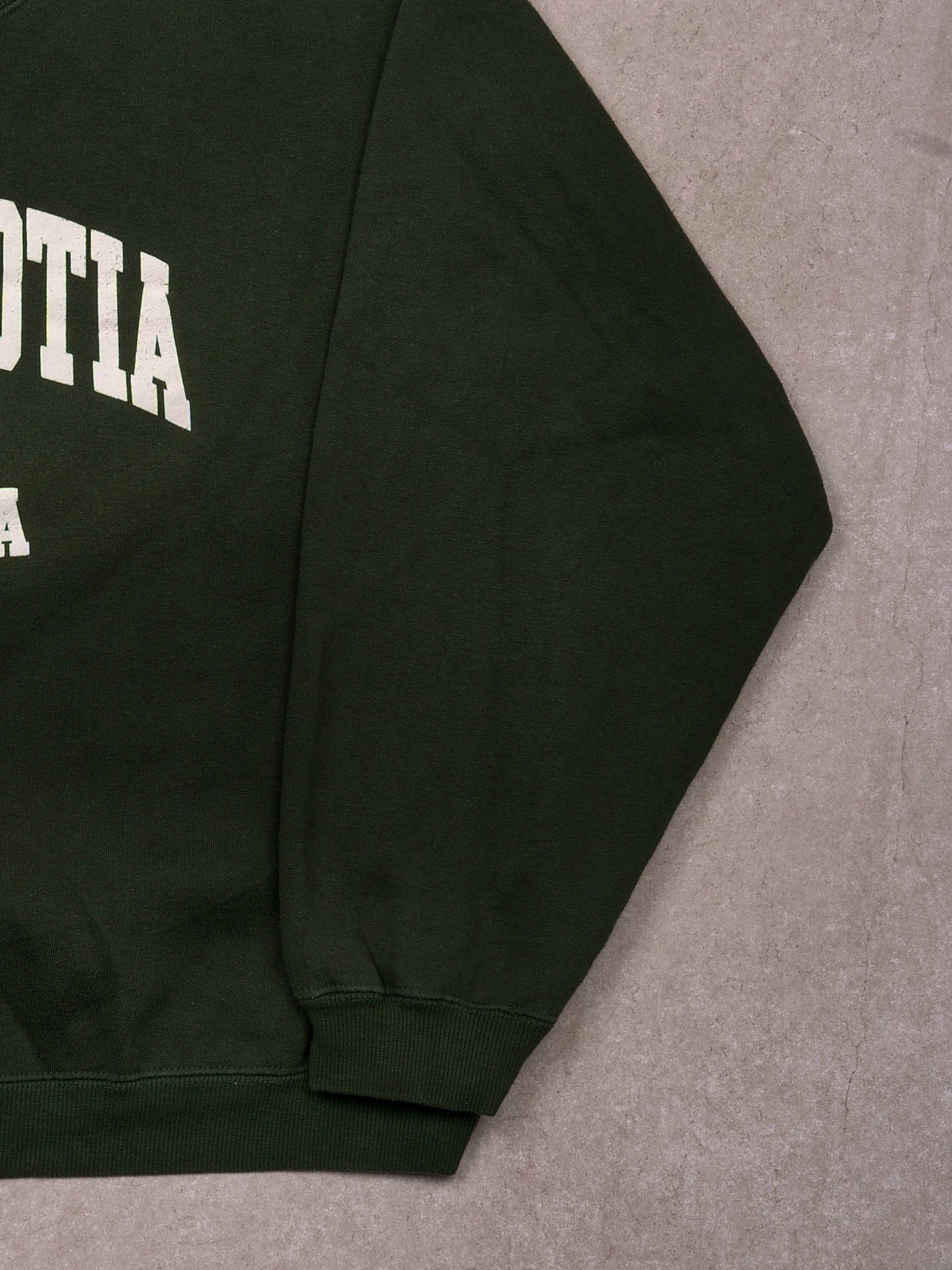 Vintage 90s Oak Green Cozy Creek Nova Scotia Crewneck (L)