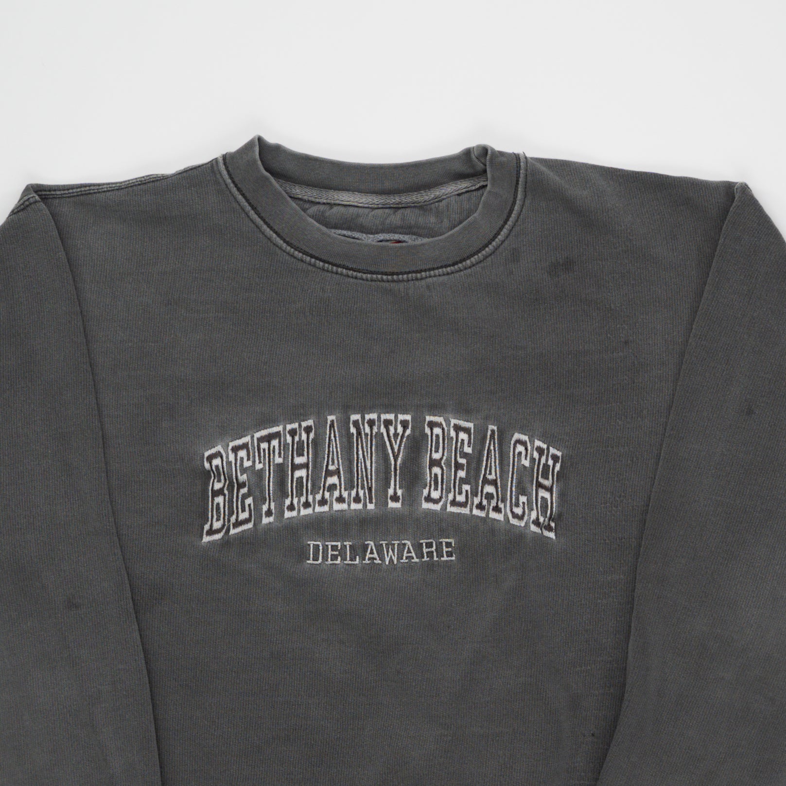 Vintage Washed Grey Bethany Beach Delaware Crewneck (M) | Rebalance Vintage.