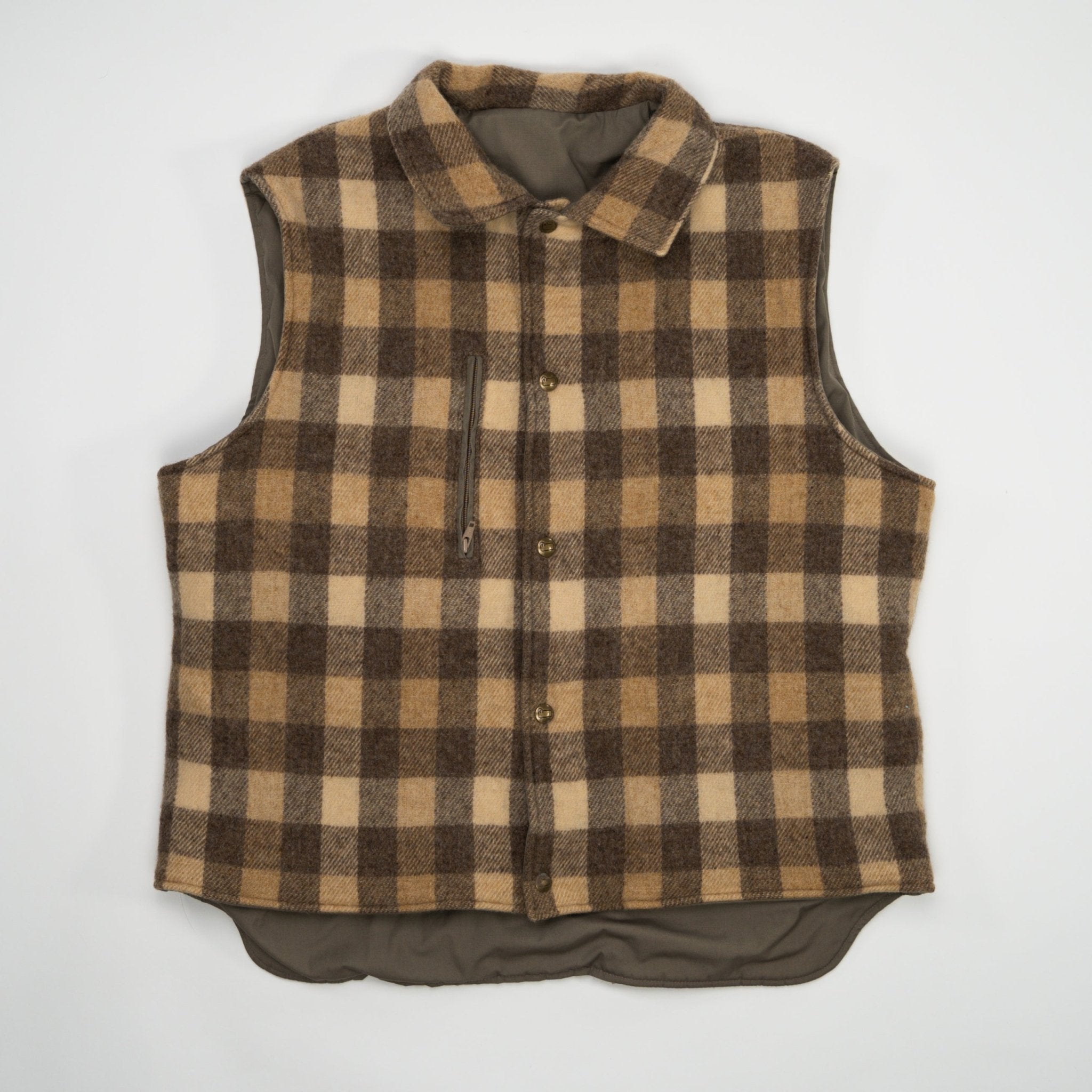 Vintage Beige Woolrich Reversible Vest (L) | Rebalance Vintage.