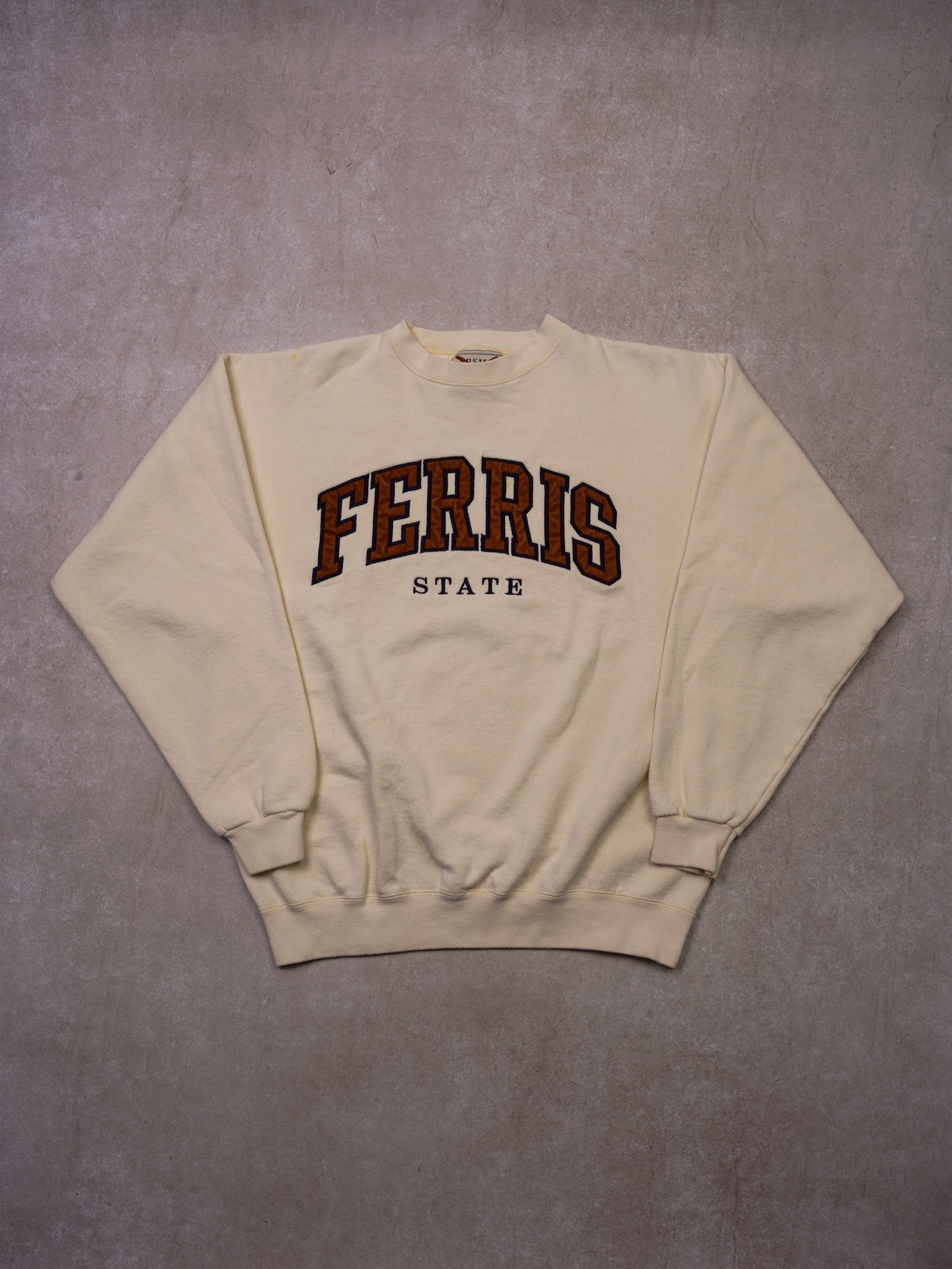 Vintage 90s Beige Ferris State Oarman Crewneck (M/L)