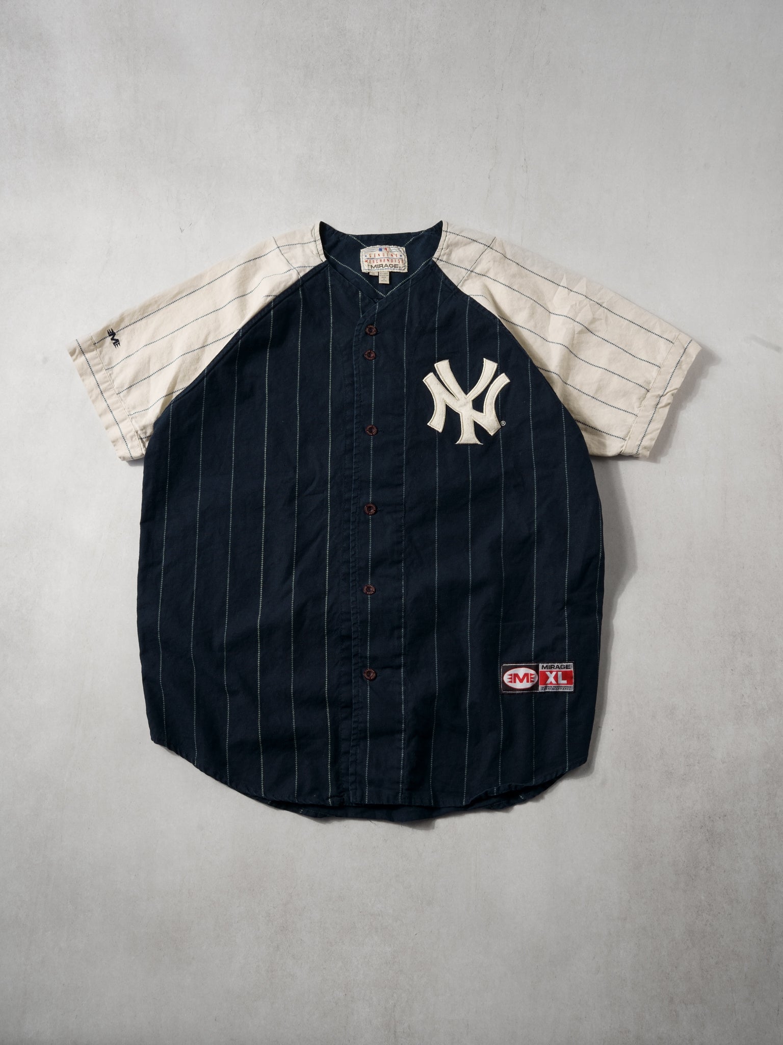 Vintage 90s Navy Blue and White Striped New York Yankees Baseball Jersey (L)
