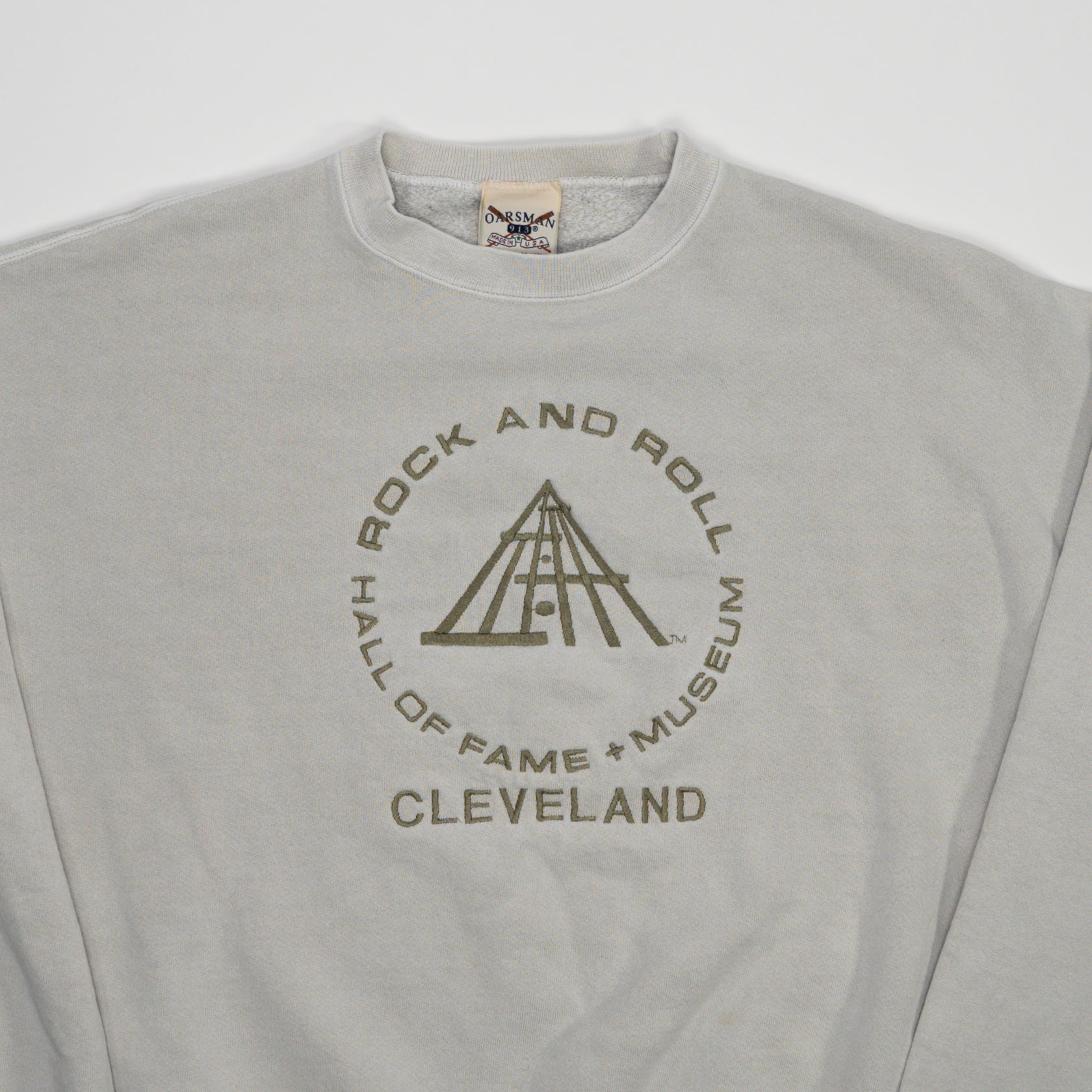 Vintage 90s Off-White Rock + Roll Hall of Fame Cleveland Crewneck (L) | Rebalance Vintage.