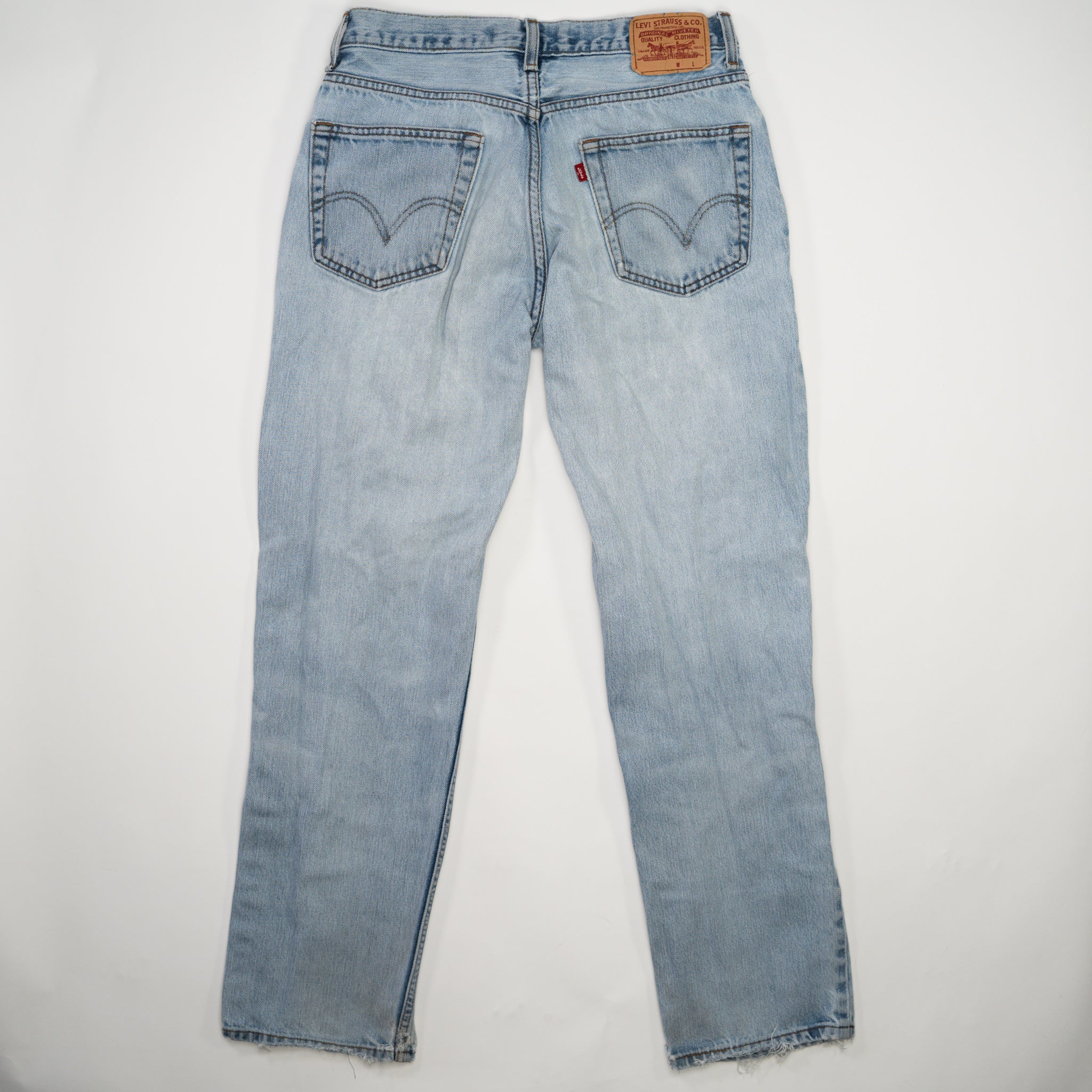 Vintage Light Blue Levi Relax Fit  Ripped Jeans (32 x 34)